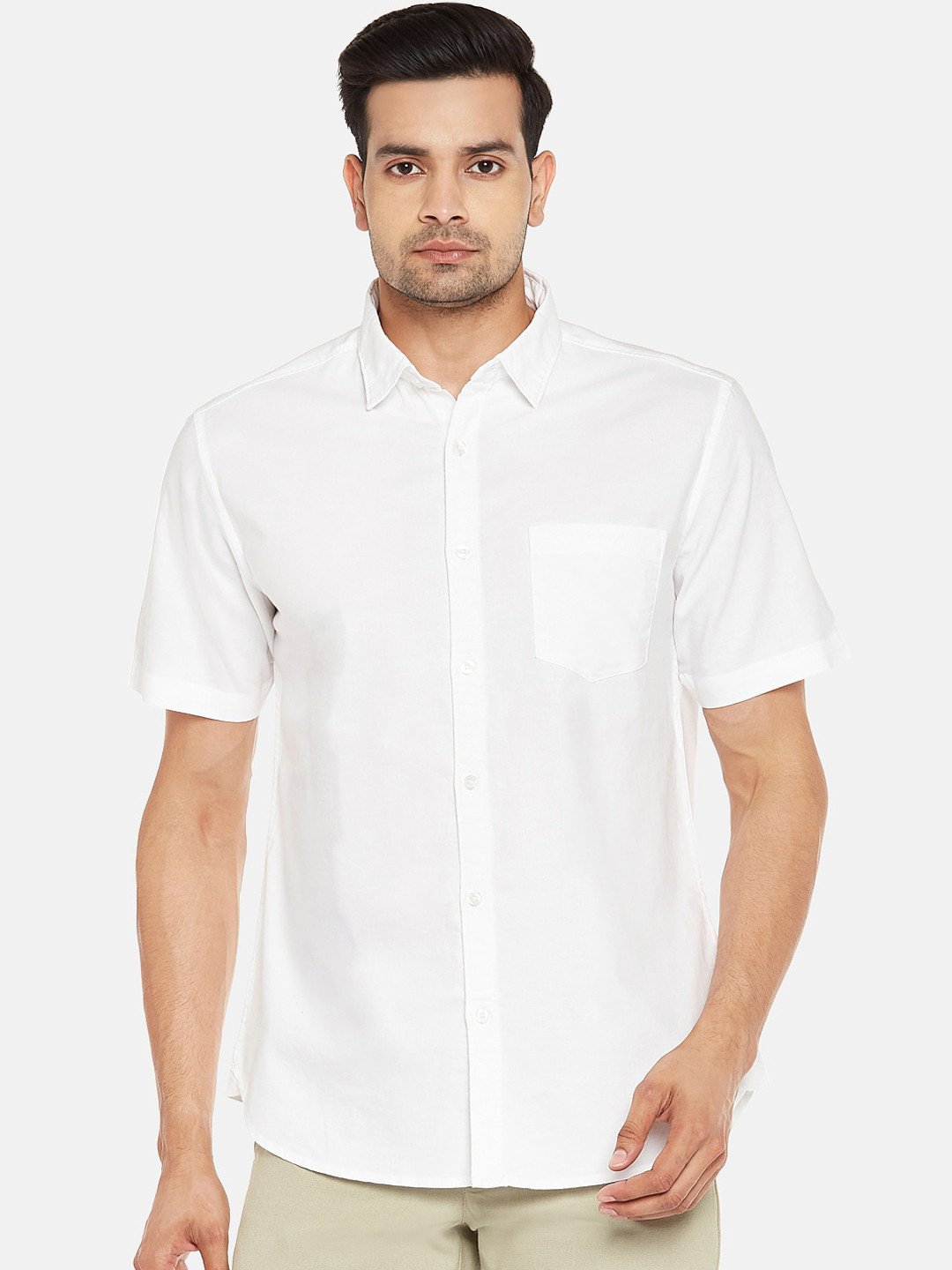 

BYFORD by Pantaloons Men White Regular Fit Solid Casual Shirt