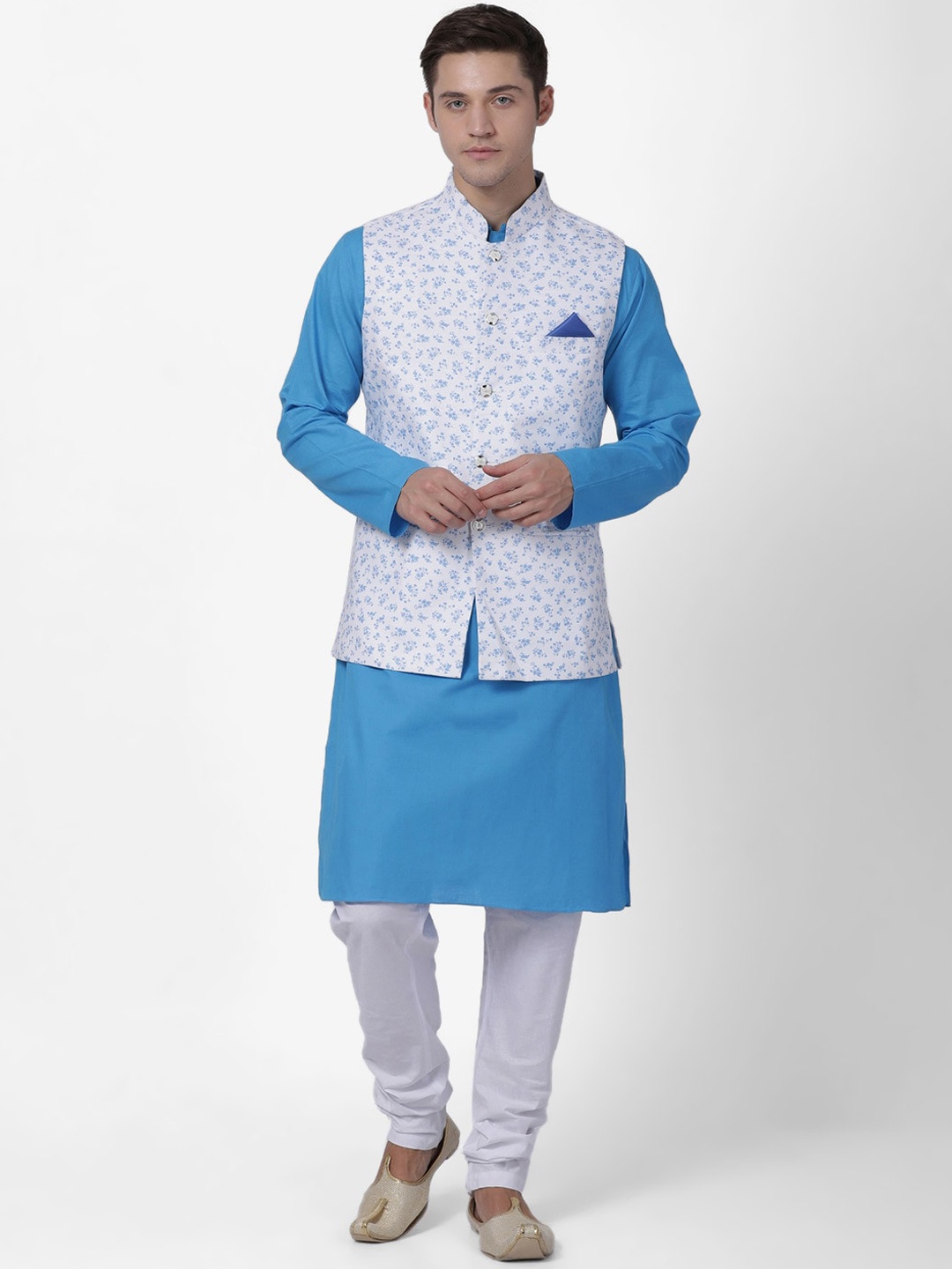 

TABARD Men Blue Pure Cotton Kurta with Churidar & Nehru Jacket