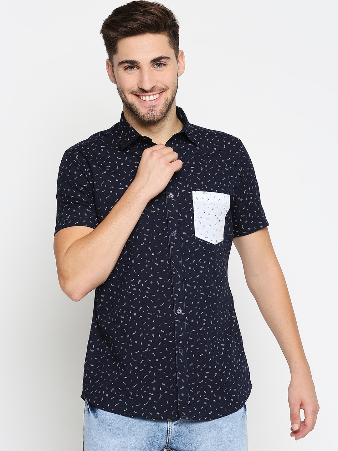 

EVOQ Men Navy Blue Regular Fit Printed Casual Shirt