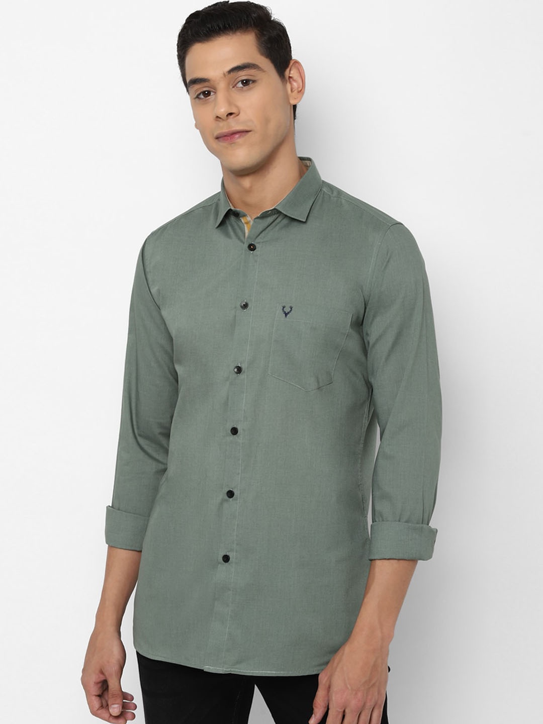 

Allen Solly Men Green Slim Fit Solid Casual Shirt