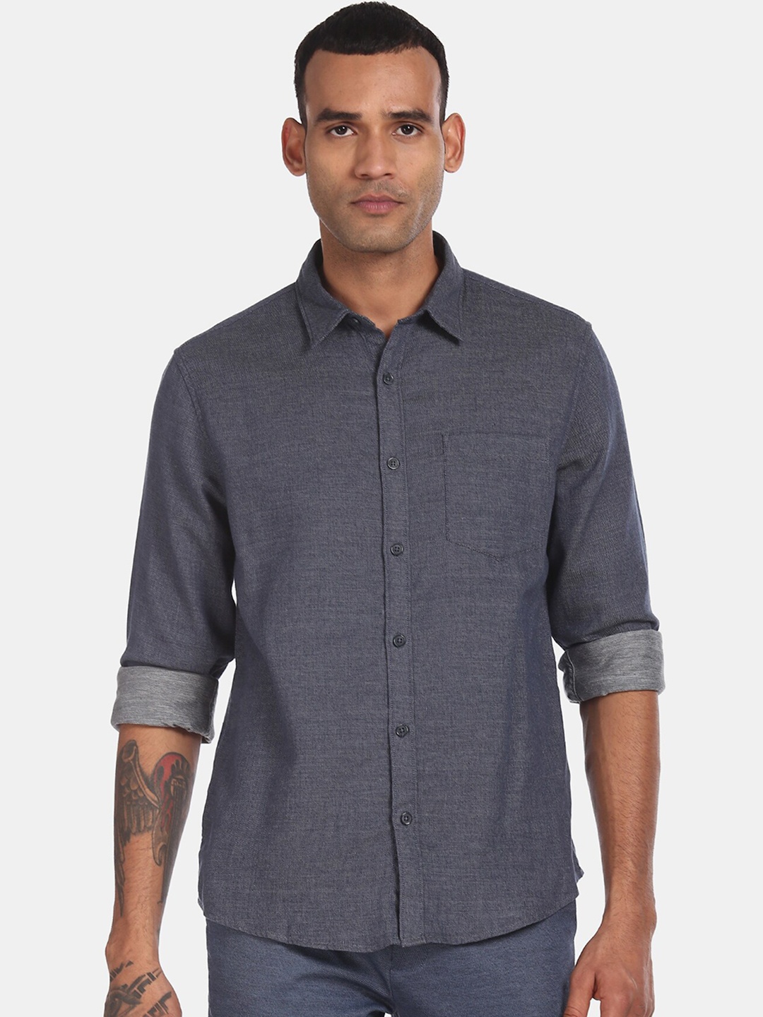 

Ruggers Men Navy Blue Solid Pure Cotton Casual Shirt
