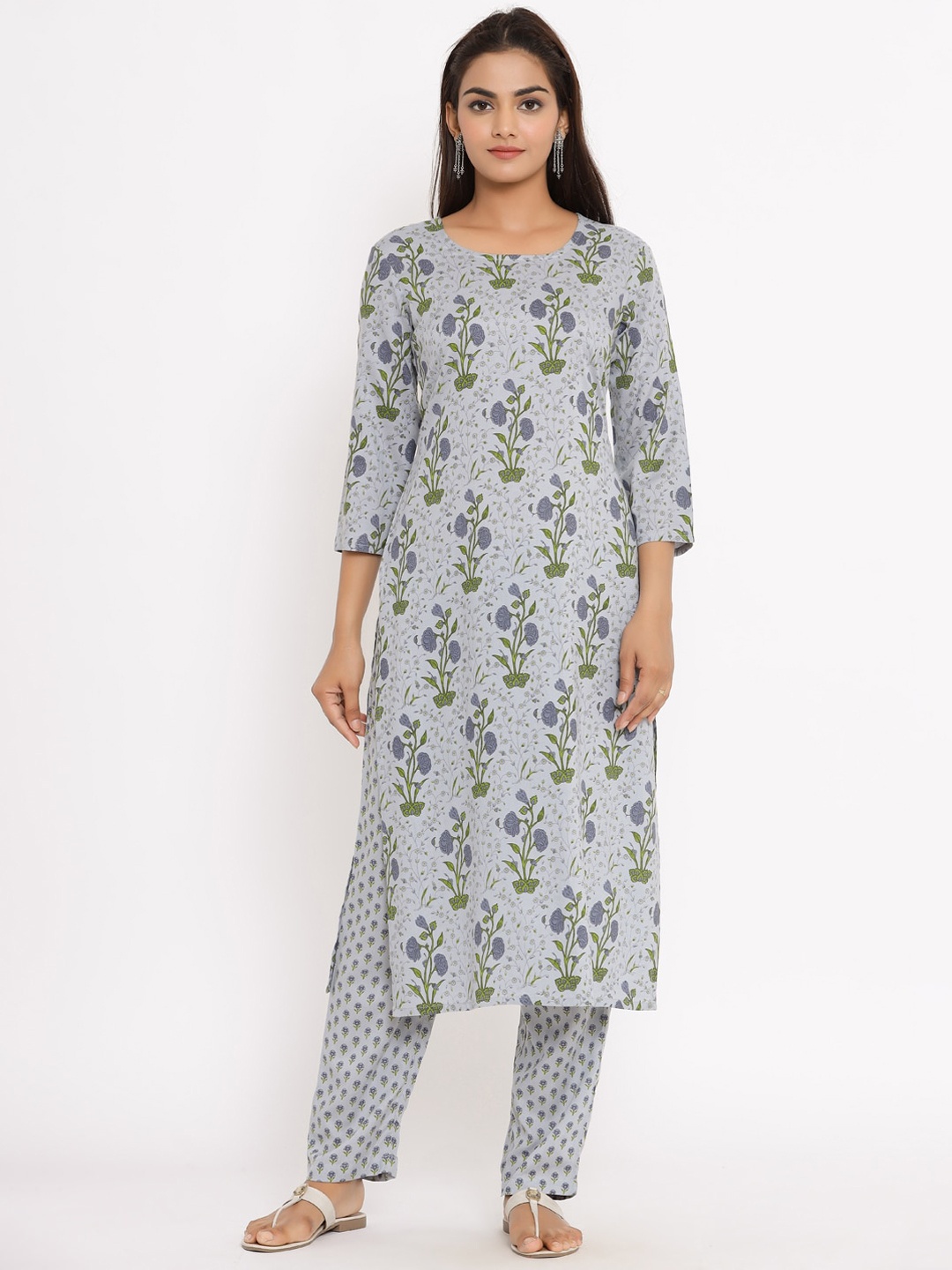 

Fabriko Women Grey & Green Printed Kurta with Trousers