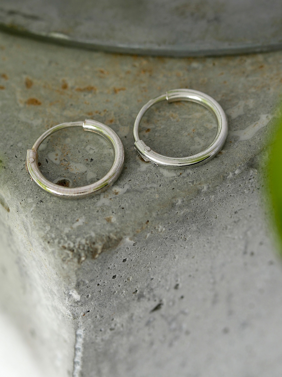 

AVNI by GIVA 925 Sterling Silver Oxidised Classic Vintage Baali