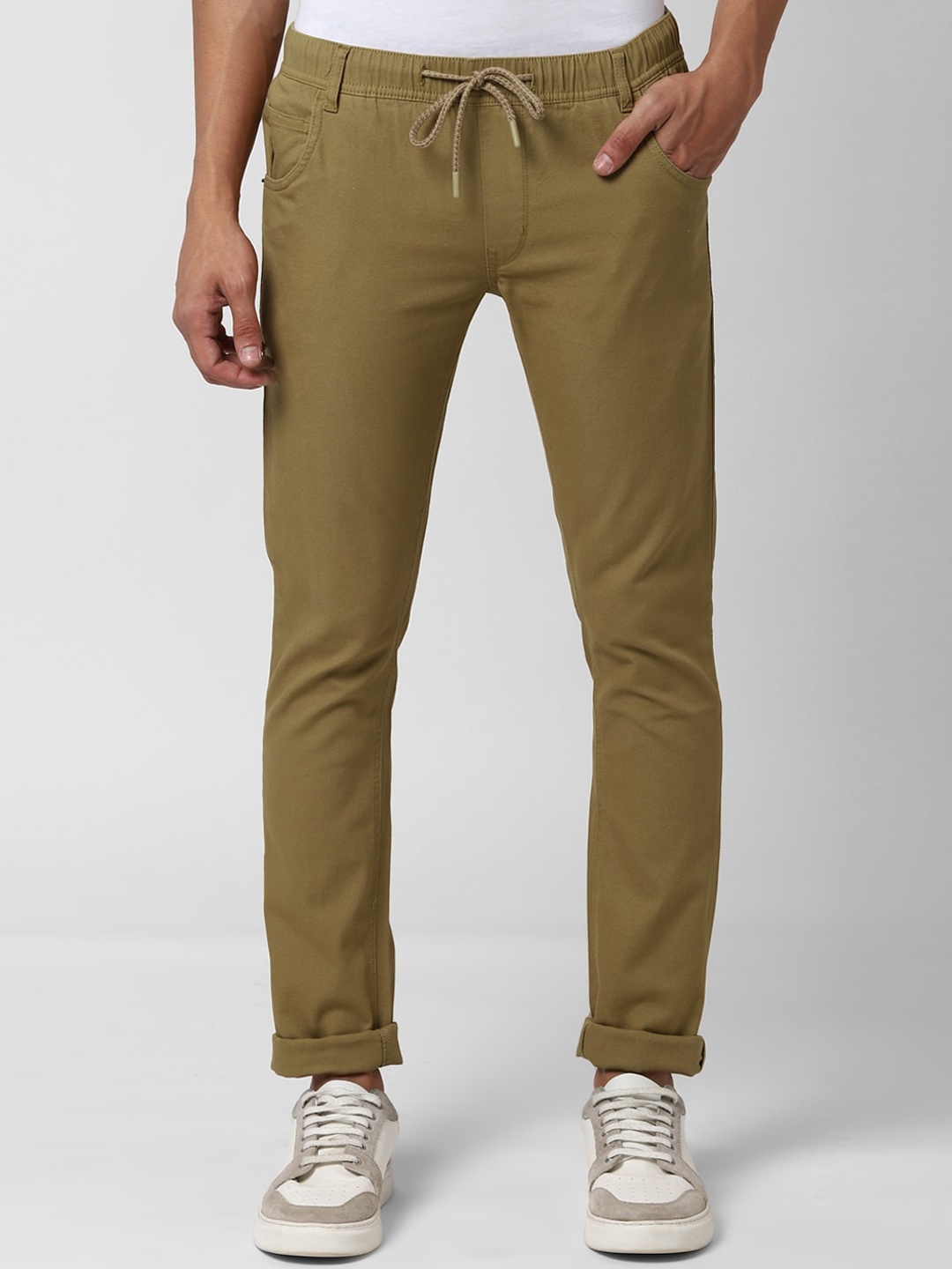 

Peter England Casuals Men Khaki Skinny Fit Solid Regular Trousers