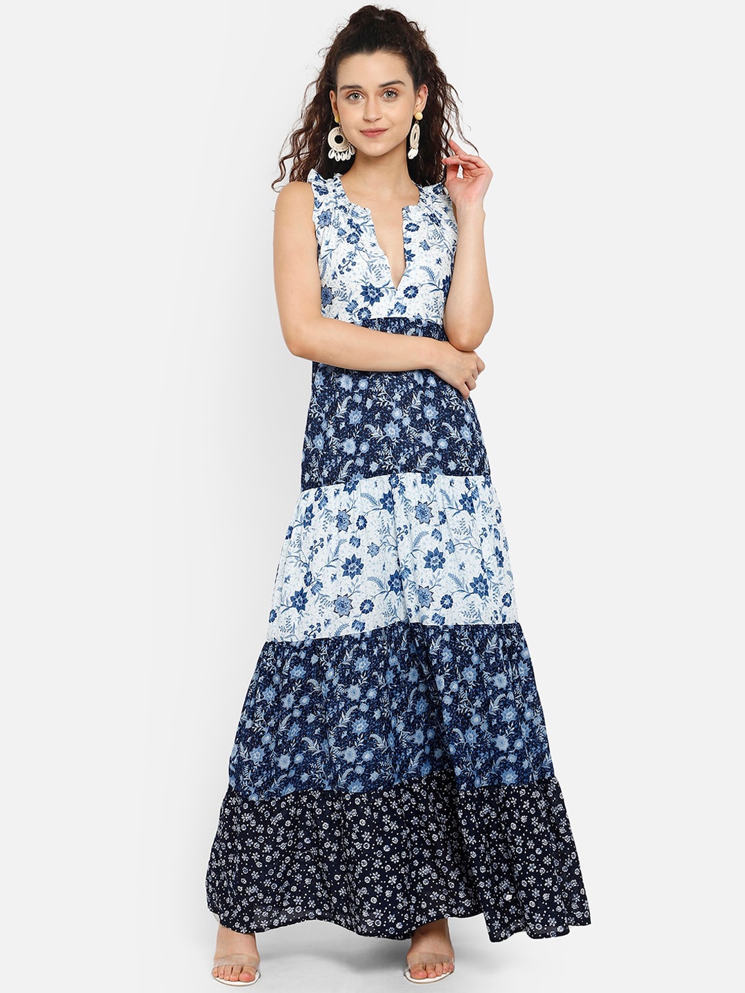 

Aditi Wasan Blue & White Floral Maxi Maxi Dress