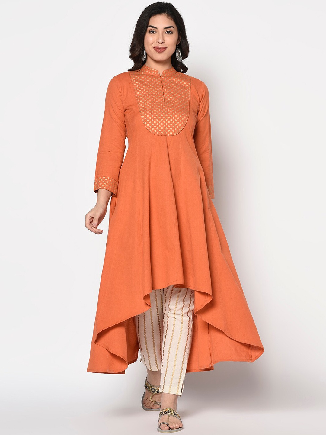 

FABNEST Women Orange & Gold-Toned Printed Handloom Anarkali Kurta