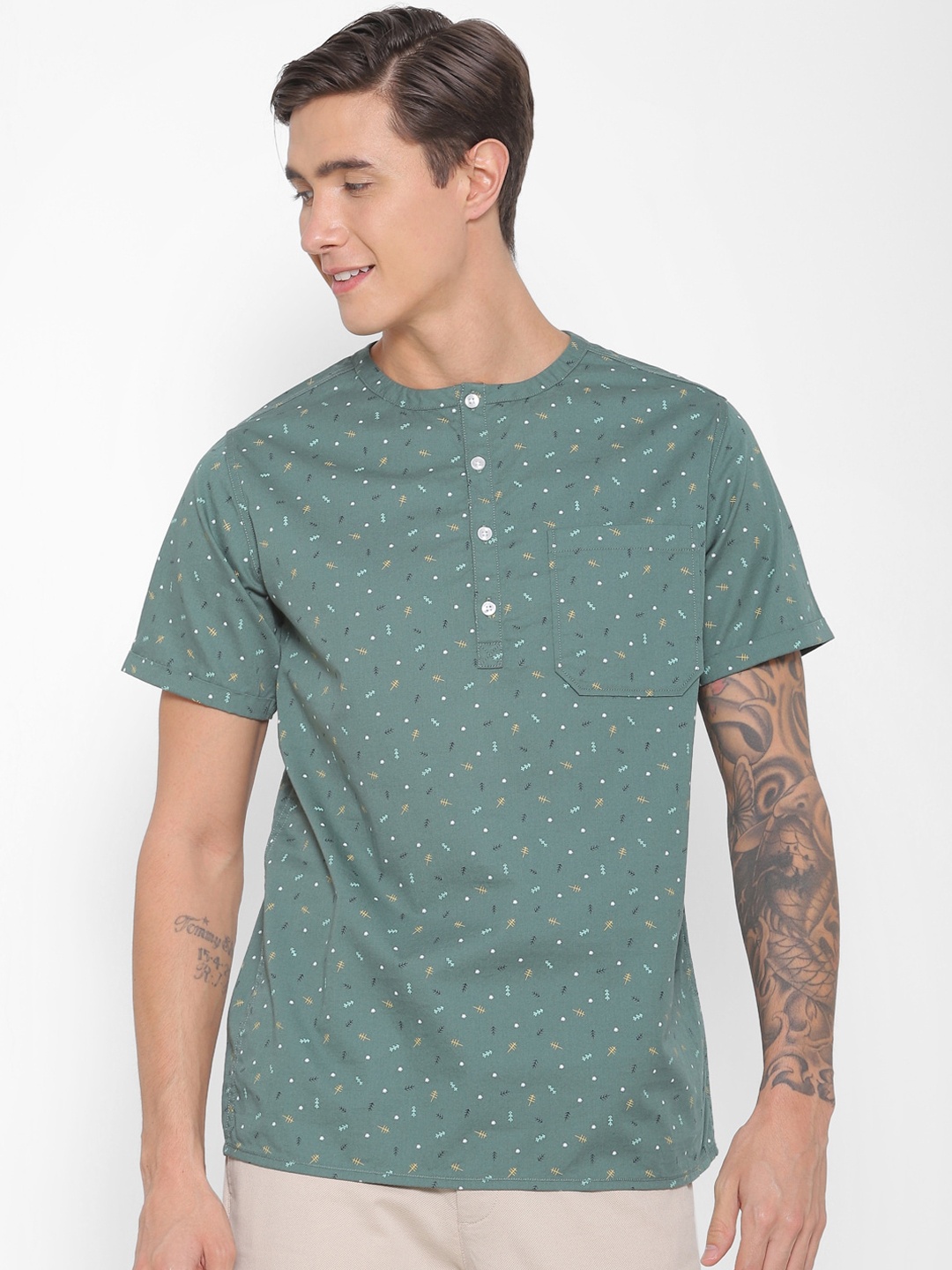 FOREVER 21 Men Green Printed Mandarin Collar T-shirt