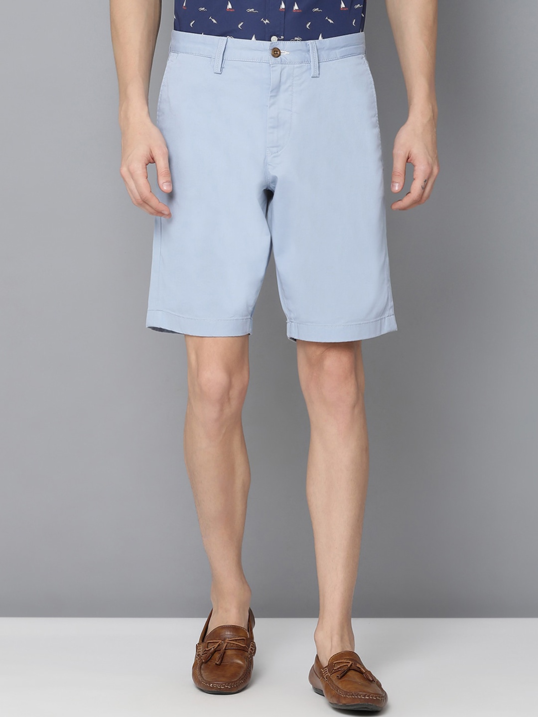 

GANT Men Blue Solid Regular Fit Cotton Regular Shorts