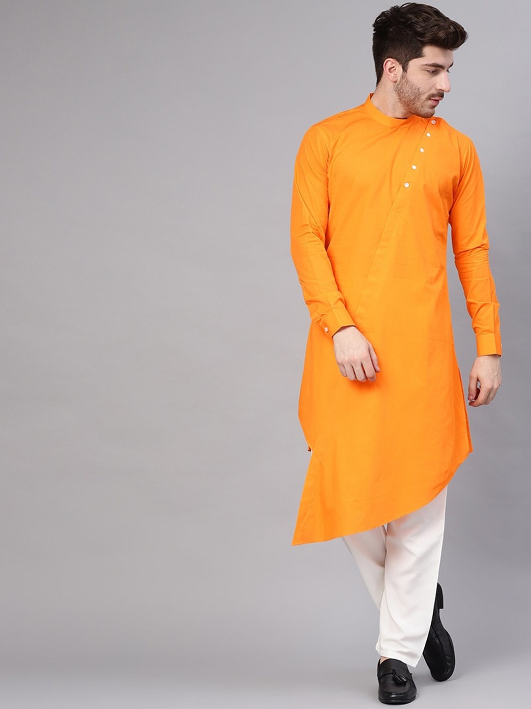 

See Designs Men Orange Solid Kurta