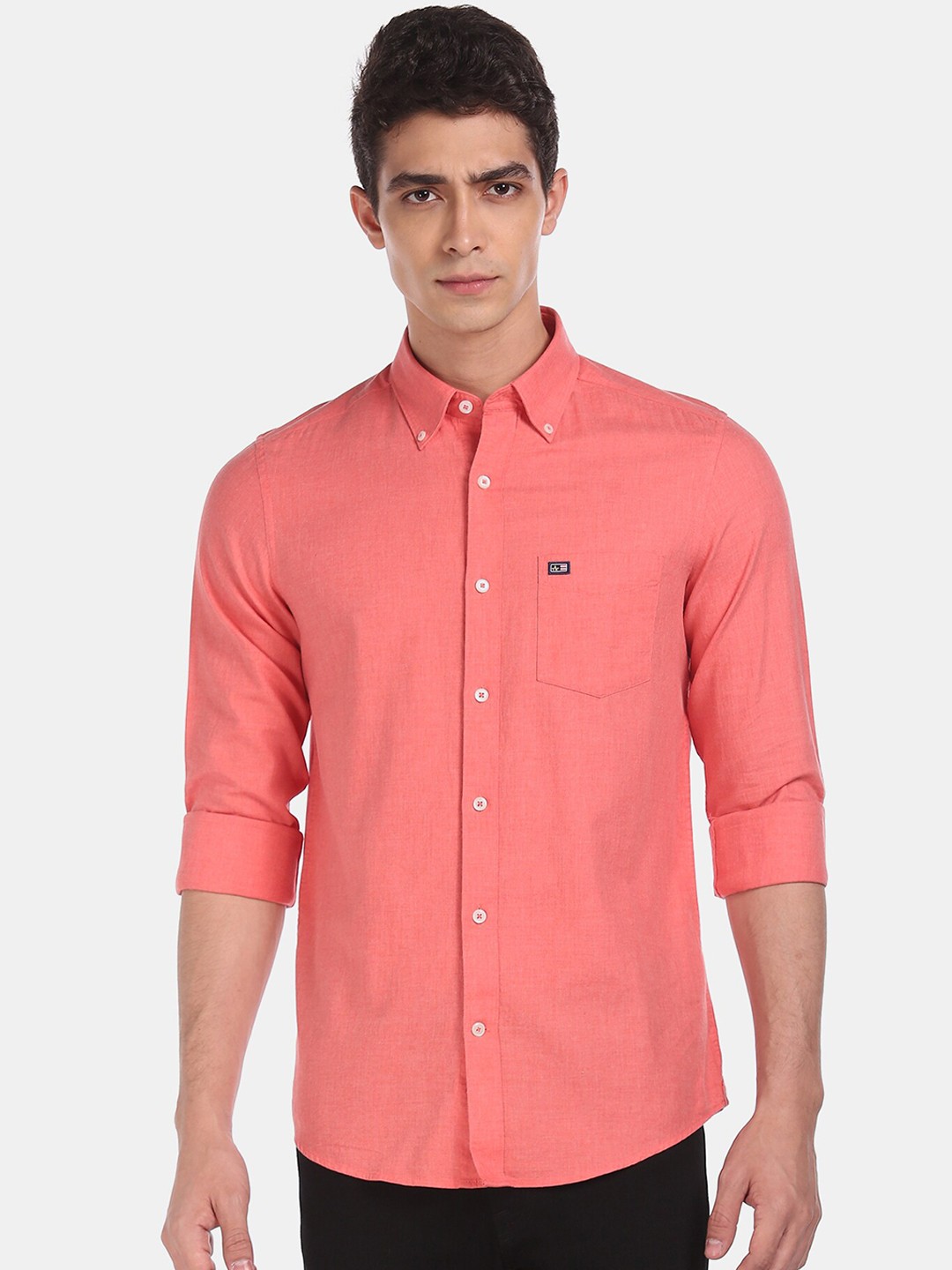 

Arrow Sport Men Coral Pink Cotton Solid Casual Shirt