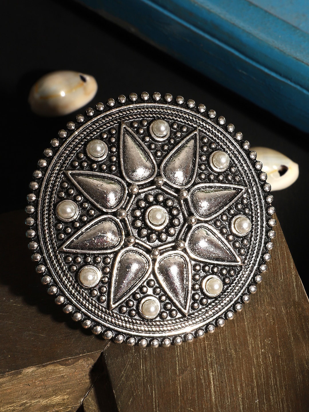

ANIKAS CREATION Oxidised Silver-Plated Floral-Shaped Adjustable Finger Ring