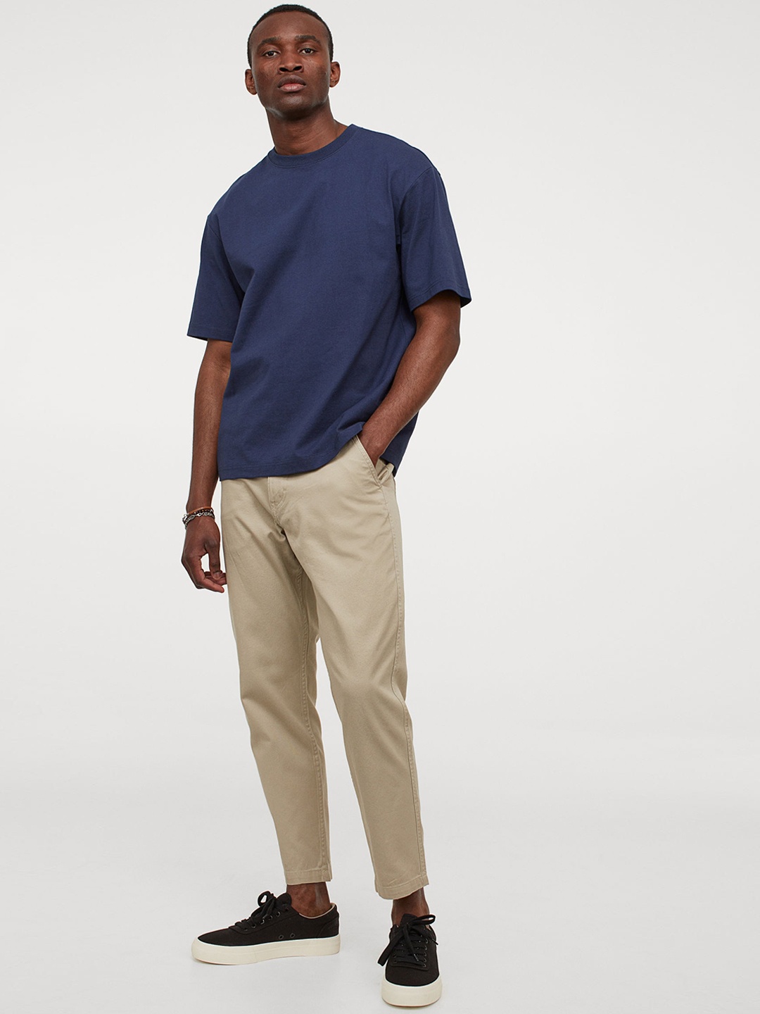 

H&M Men Beige Solid Regular Fit Chinos