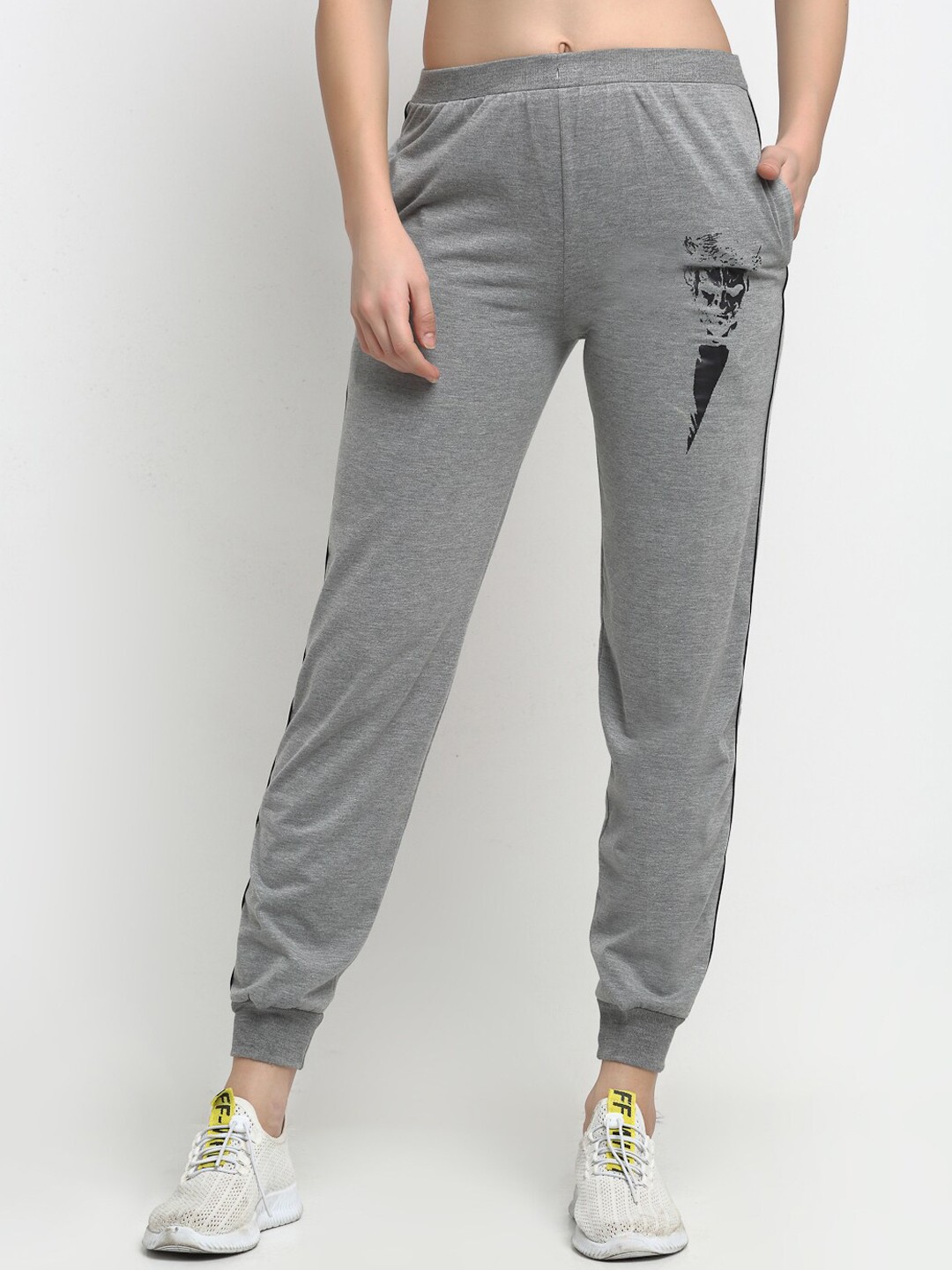 

VIMAL JONNEY Women Grey Melange Solid Joggers with Printed Detail