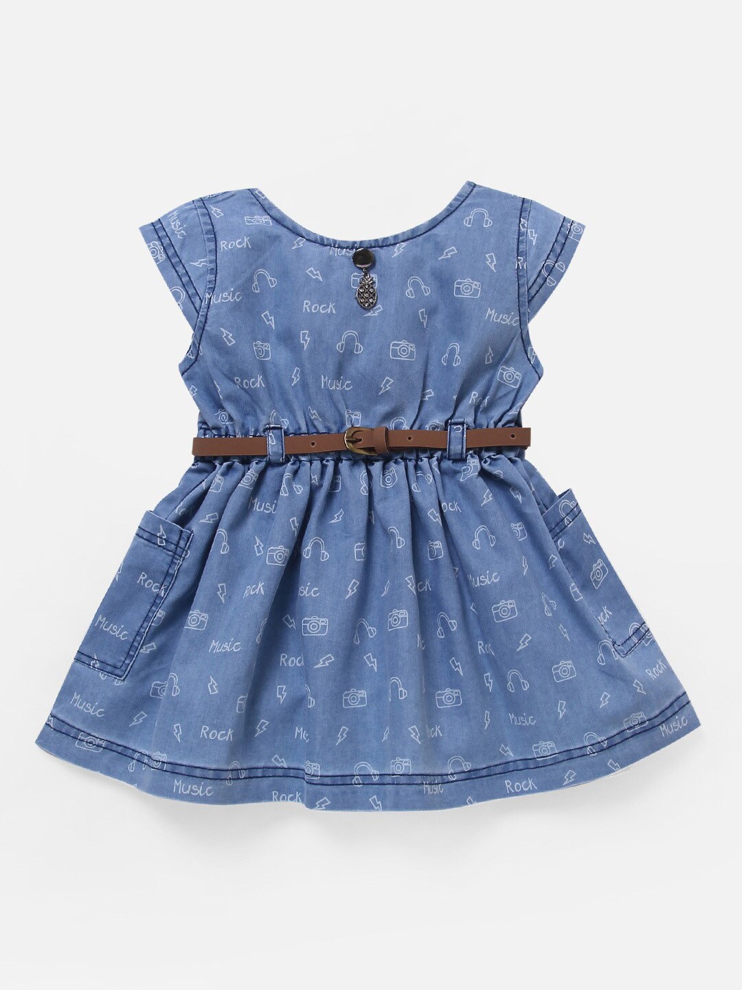 

The Magic Wand Girls Blue Printed Fit and Flare Dress