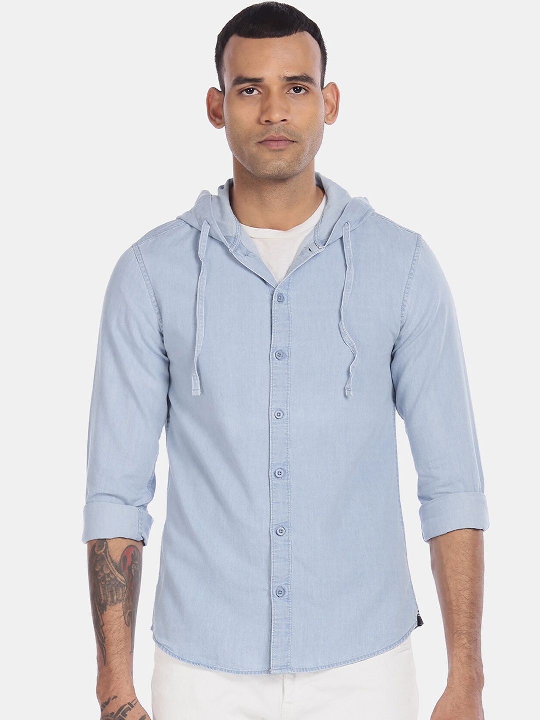 

Colt Men Blue Regular Fit Solid Hooded Chambray Shirt