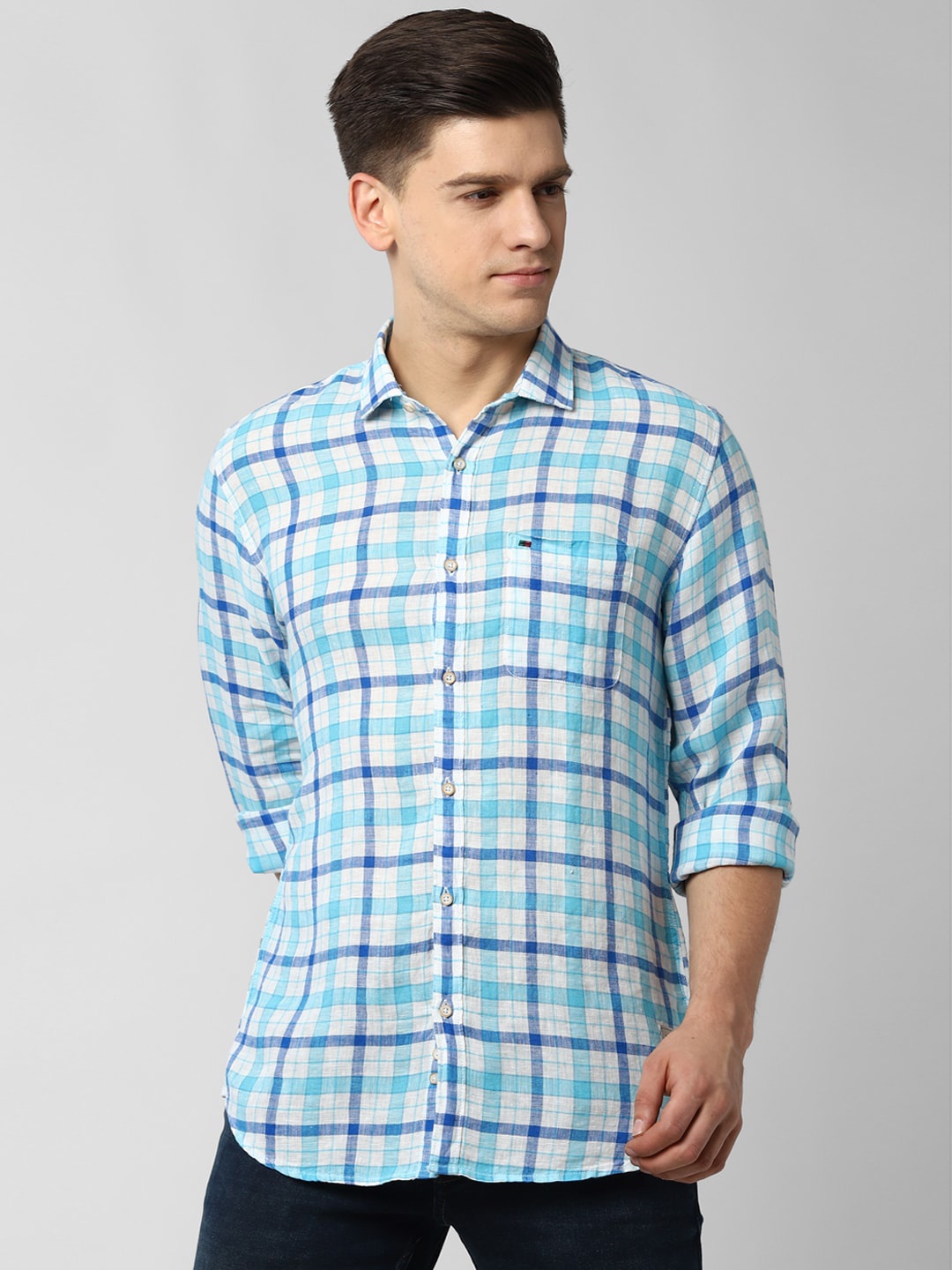 

Peter England Men Blue & White Linen Slim Fit Checked Casual Shirt
