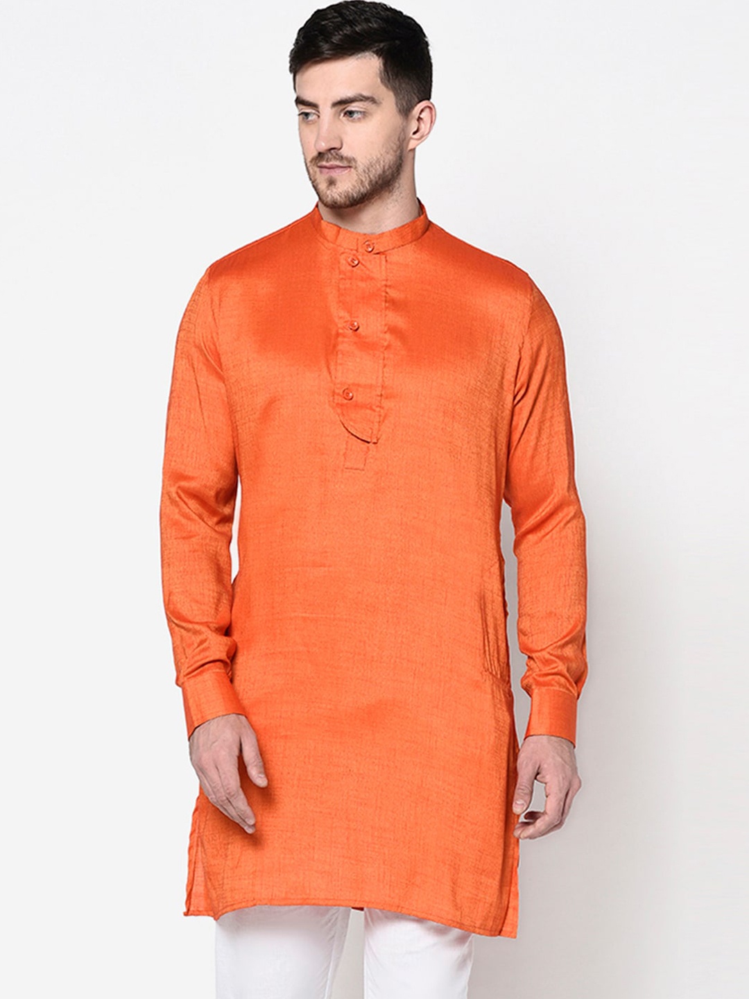 

DEYANN Men Orange Solid Mandarin Collar Kurta