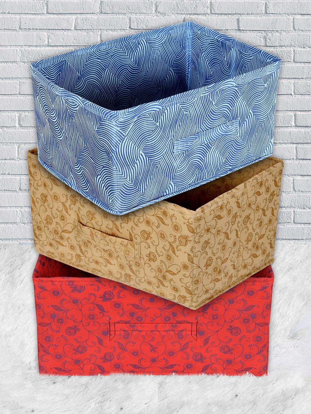 

Kuber Industries Set Of 3 Laheriya Metalic Printed Closet Organizer Box With Handle, Blue