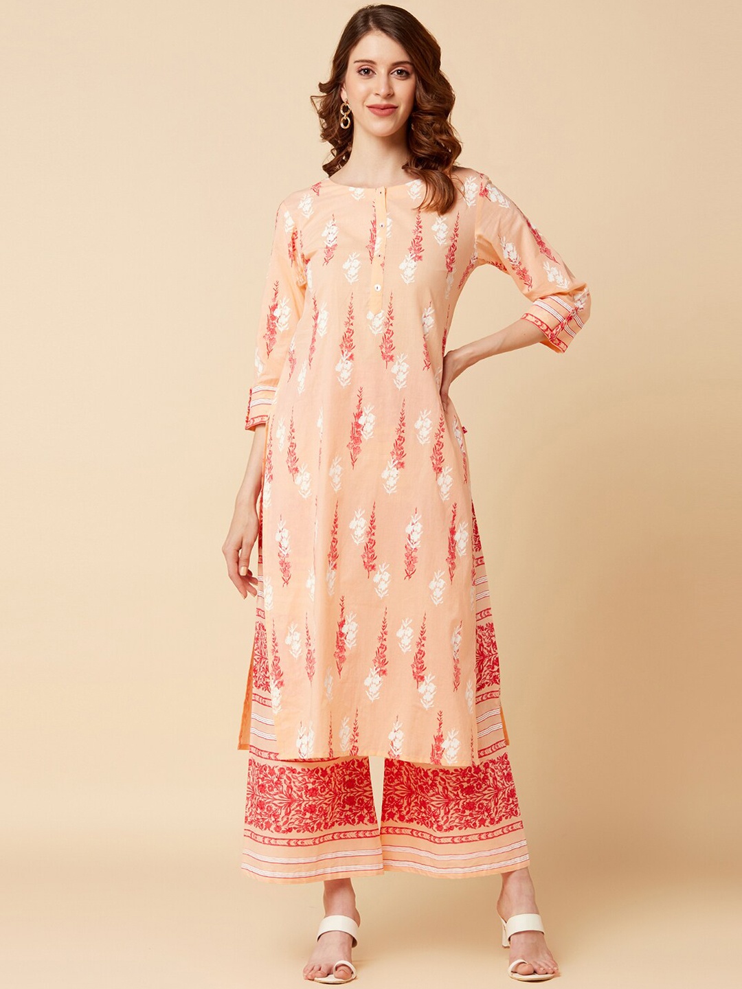 

Varanga Women Peach-Coloured & Red Printed Kurta with Palazzos