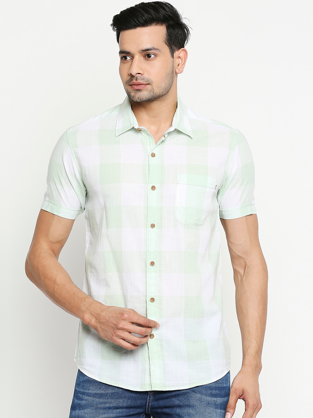 

Mufti Men Green & White Slim Fit Checked Casual Shirt