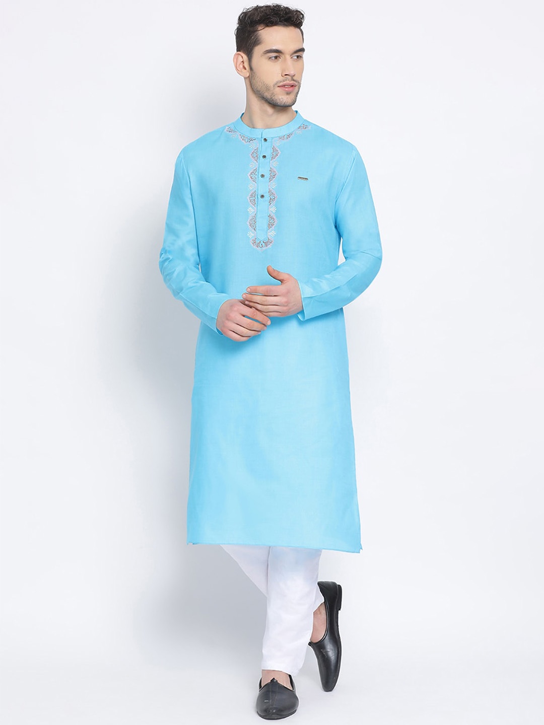 

DEVOILER Men Blue Yoke Design Thread Work Kurta