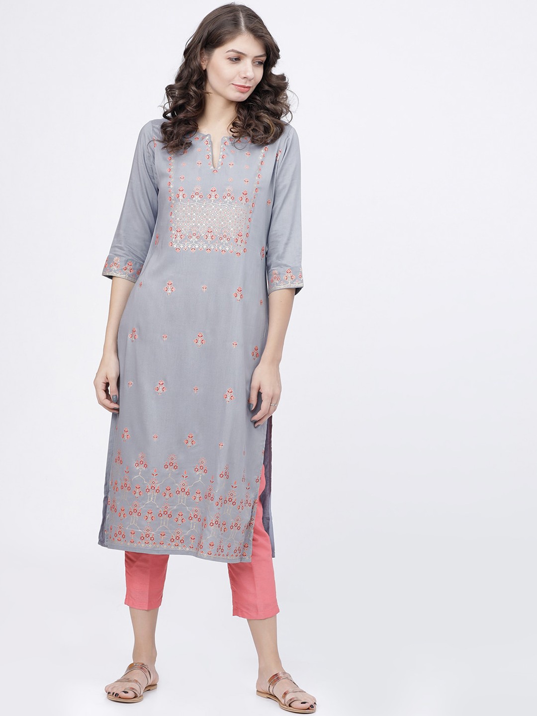 

Vishudh Women Grey & Red Floral Printed Kurta