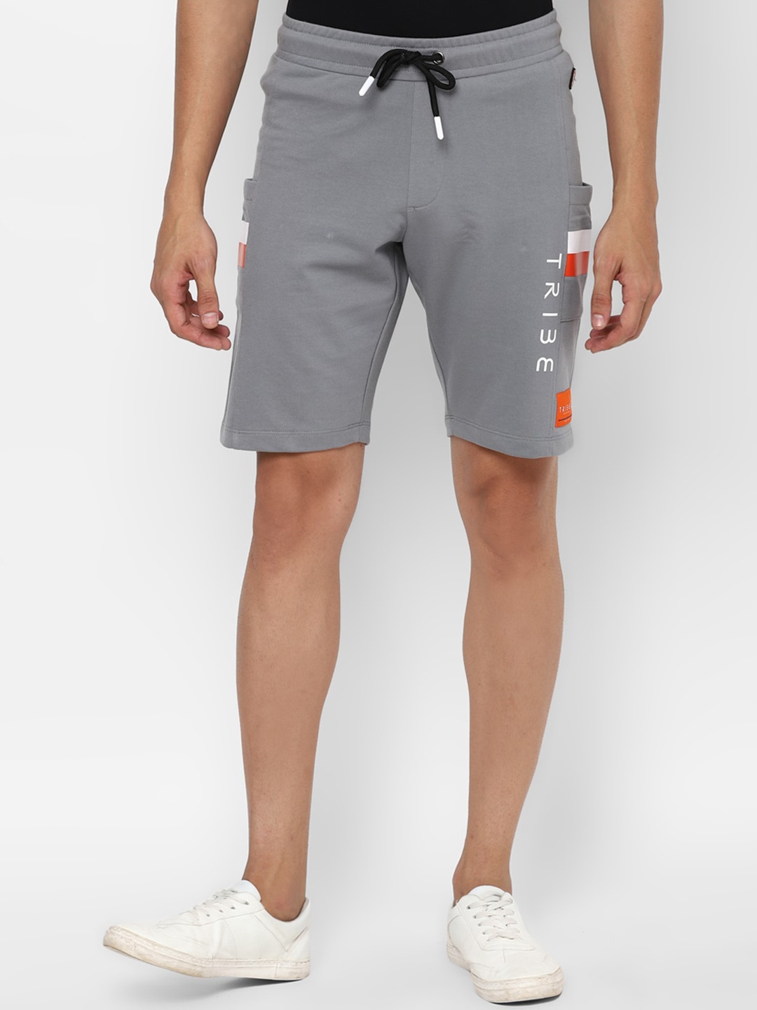 

Allen Solly Tribe Men Grey Printed Slim Fit Regular Shorts
