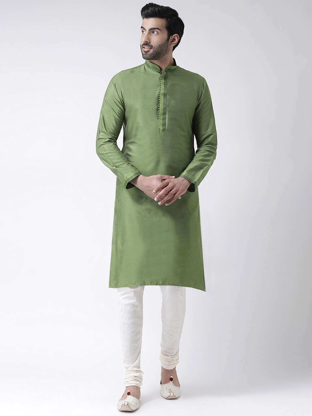 

KISAH Men Green & White Solid Kurta with Churidar