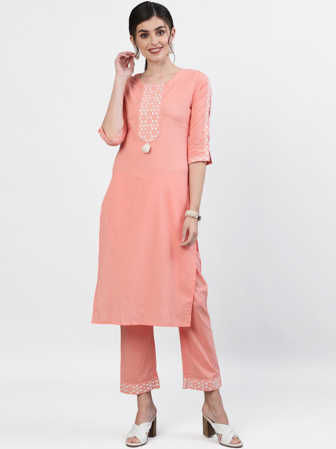 

GULMOHAR JAIPUR Women Peach-Coloured & Off-White Yoke Design Kurta with Trousers