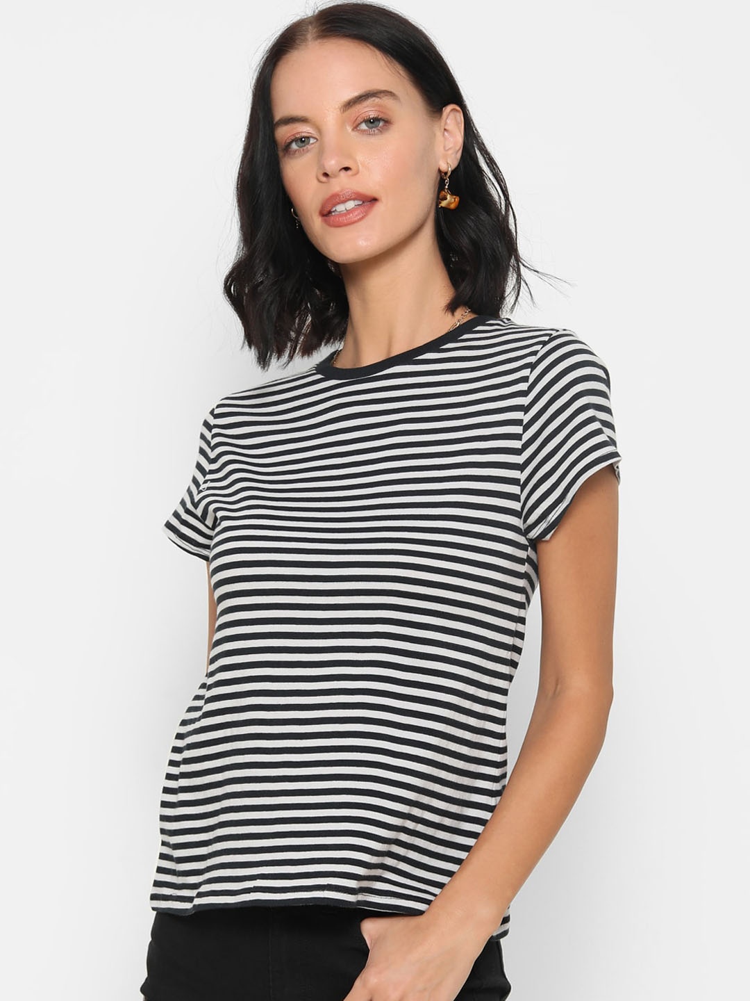 FOREVER 21 Black Striped Cotton Regular Top