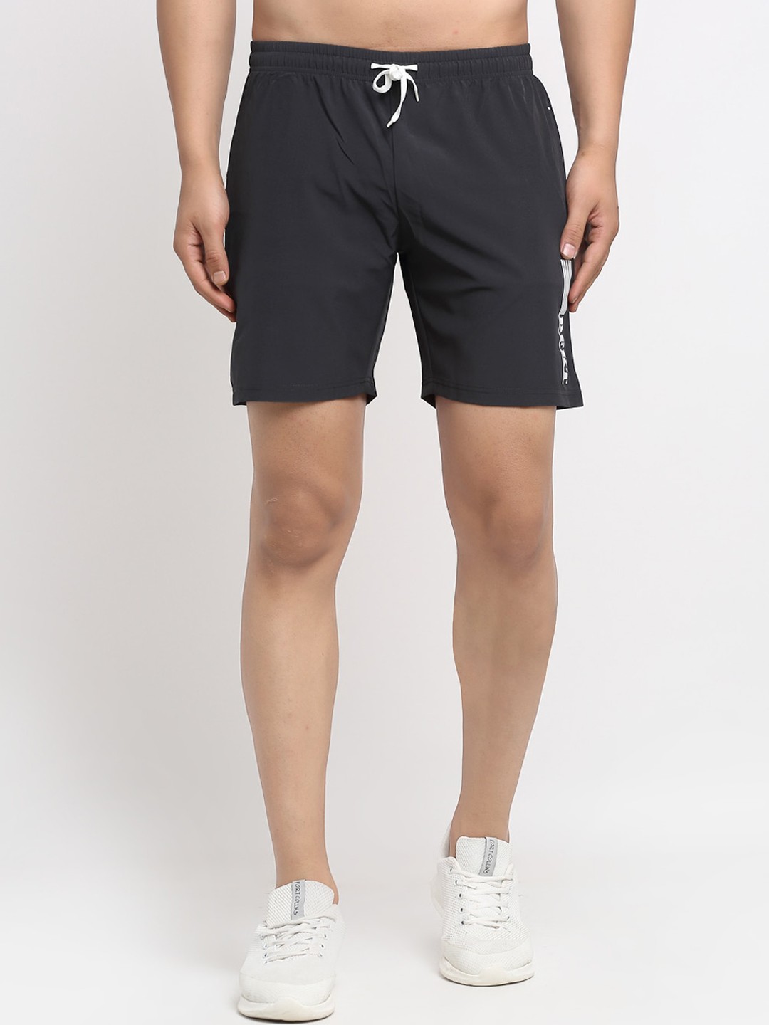 

PERFKT-U Men Black Solid Regular Fit Sports Shorts