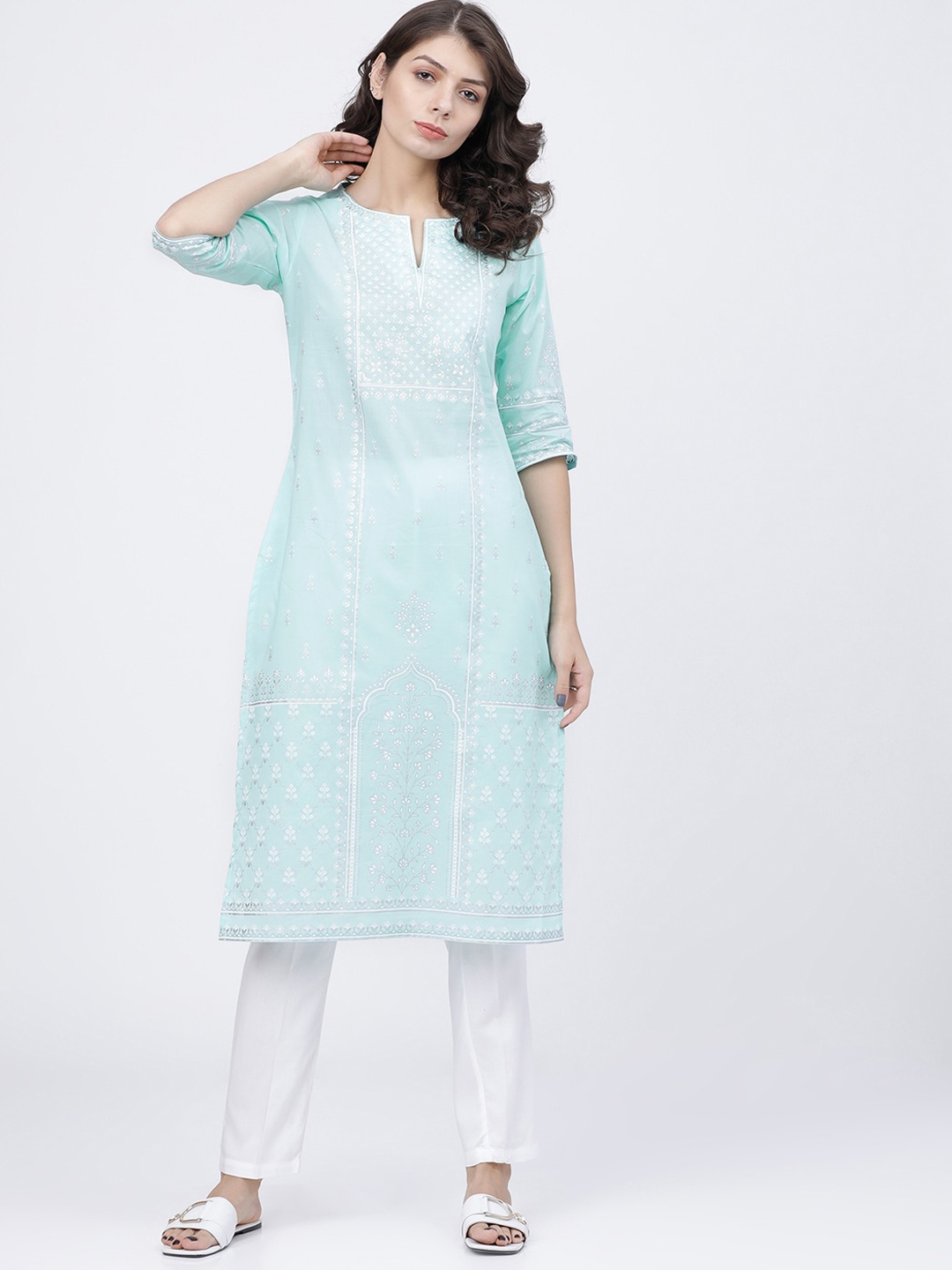 

Vishudh Women Sea Green & Silver-Toned Ethnic Motifs Printed Kurta