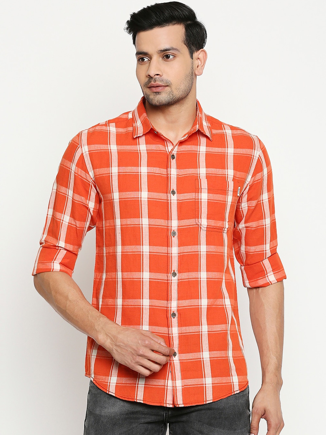 

Mufti Men Orange & White Slim Fit Checked Casual Shirt
