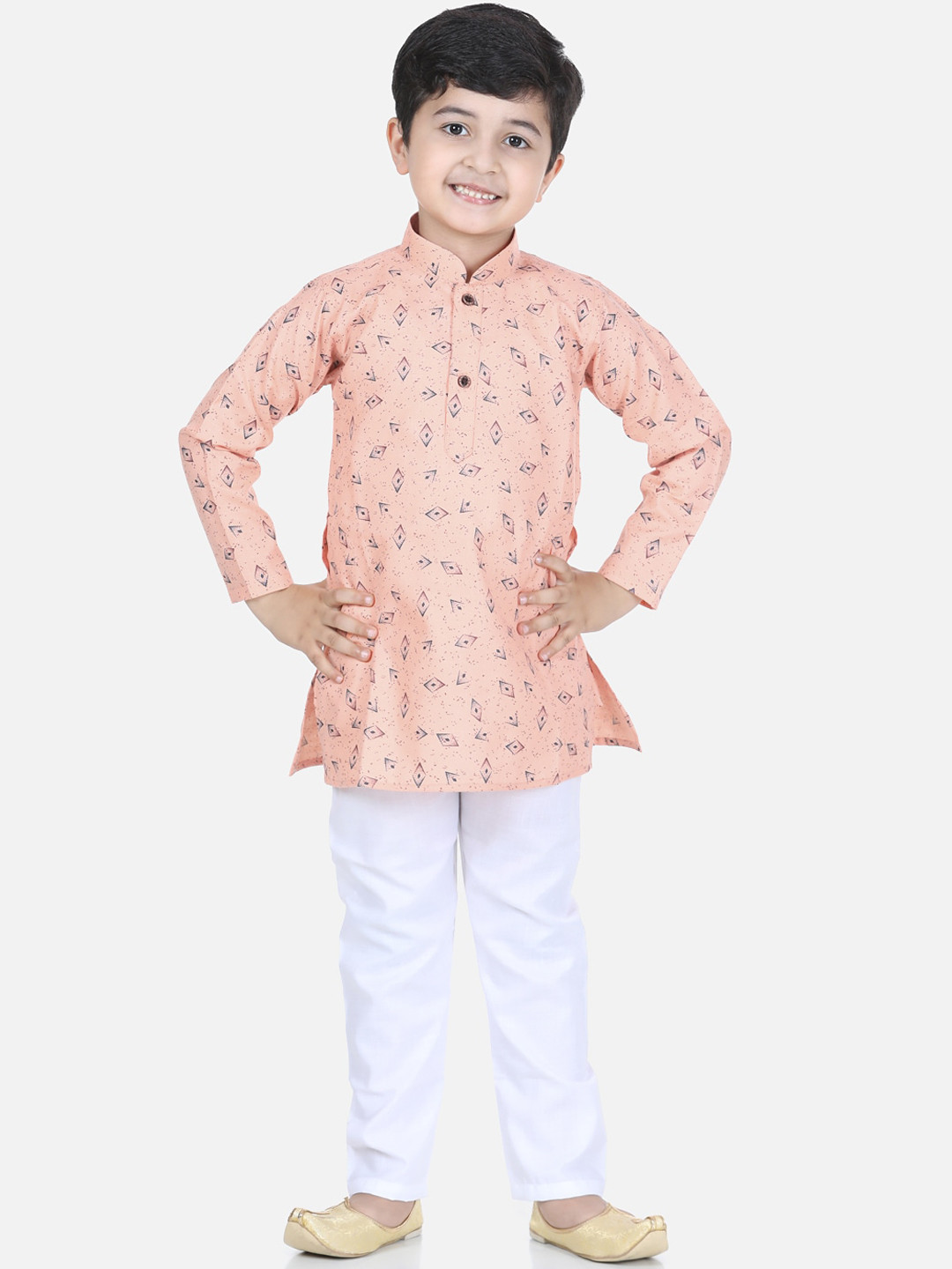 

Kidling Boys Peach-Coloured & White Printed Kurti with Pyjamas