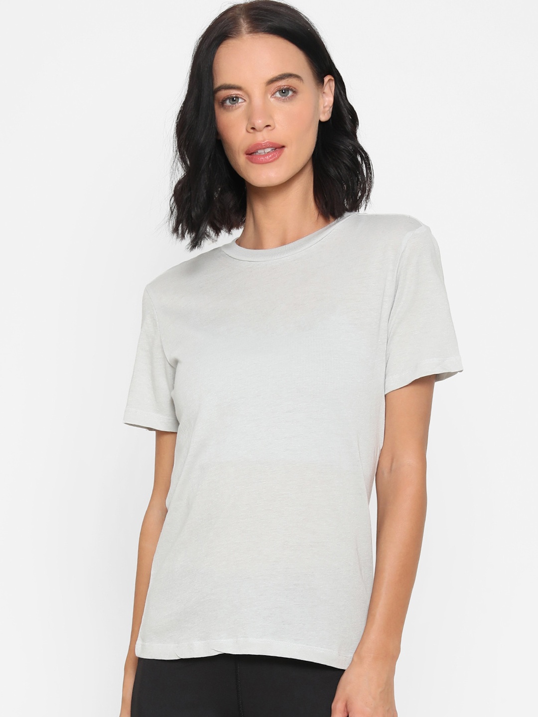 

FOREVER 21 Women Grey Solid Regular Top