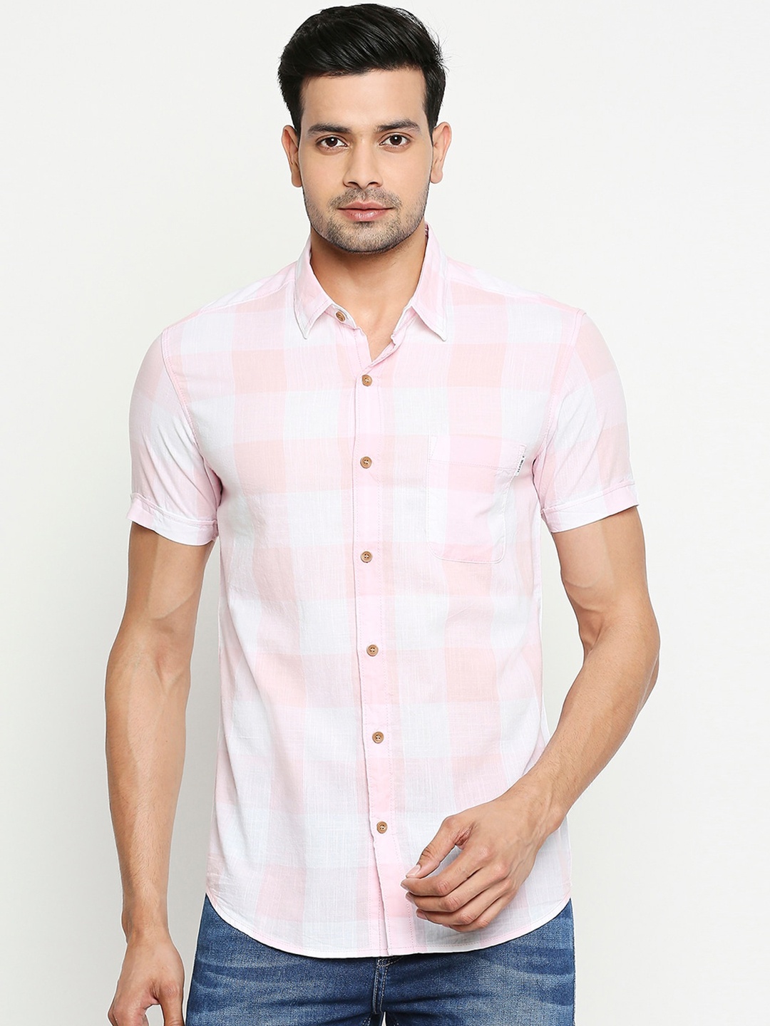 

Mufti Men Pink & White Slim Fit Checked Casual Shirt