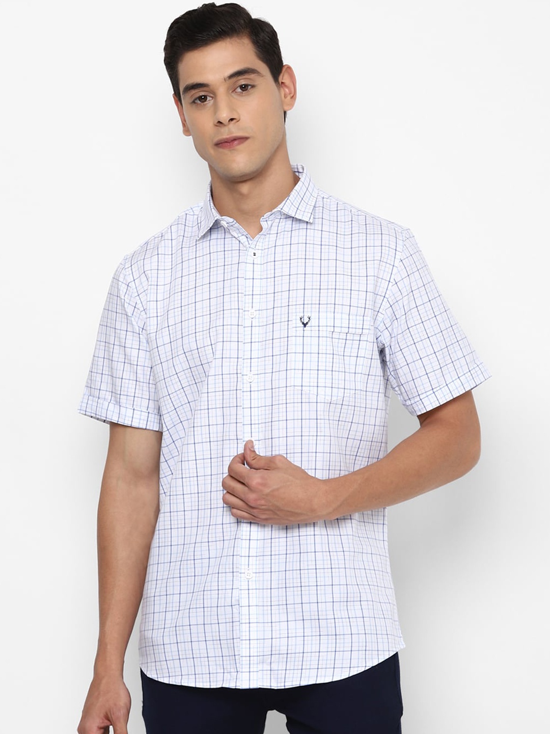 

Allen Solly Men White & Blue Pure Cotton Slim Fit Checked Casual Shirt