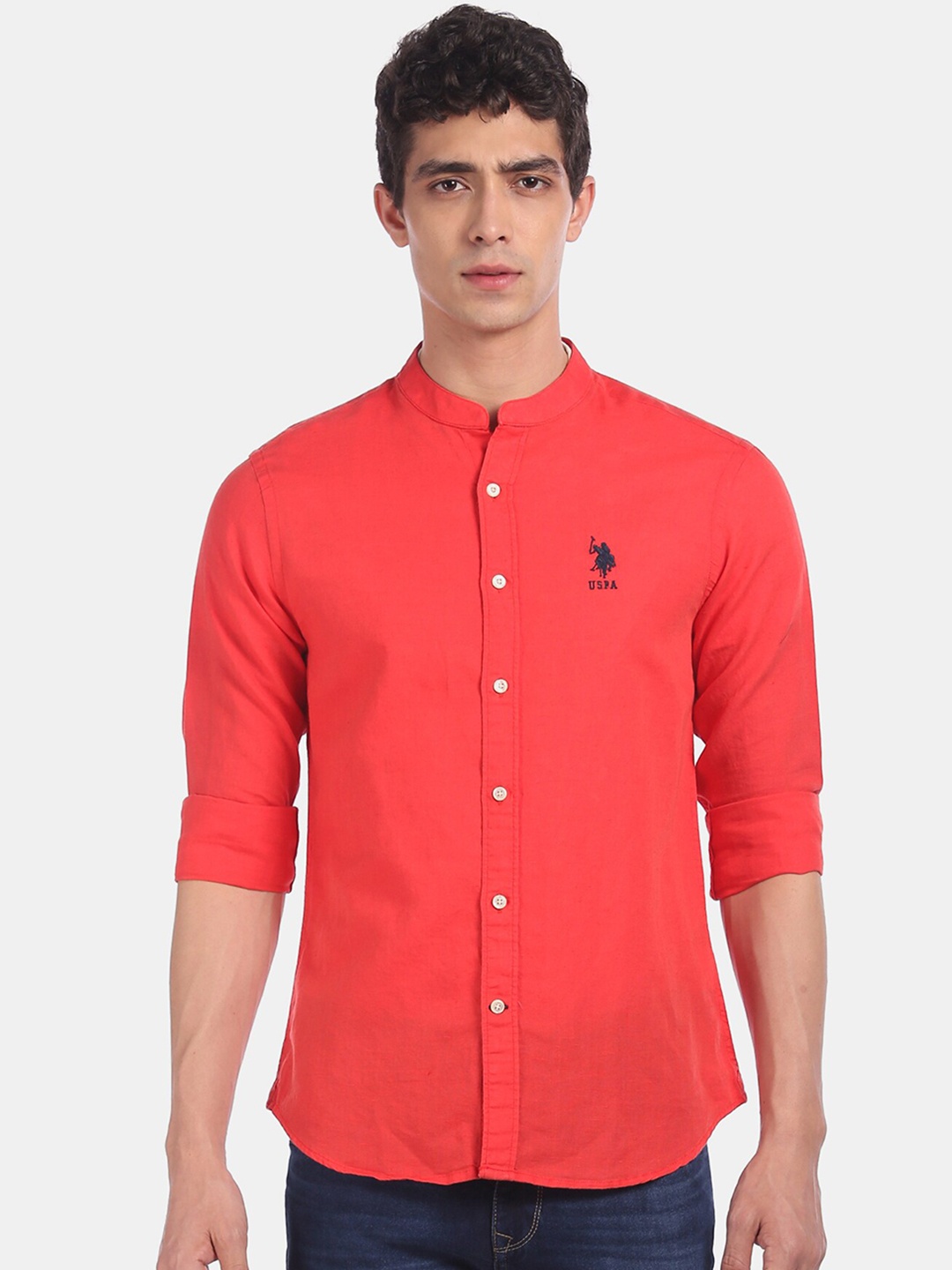 

U.S. Polo Assn. Men Red Regular Fit Solid Casual Shirt