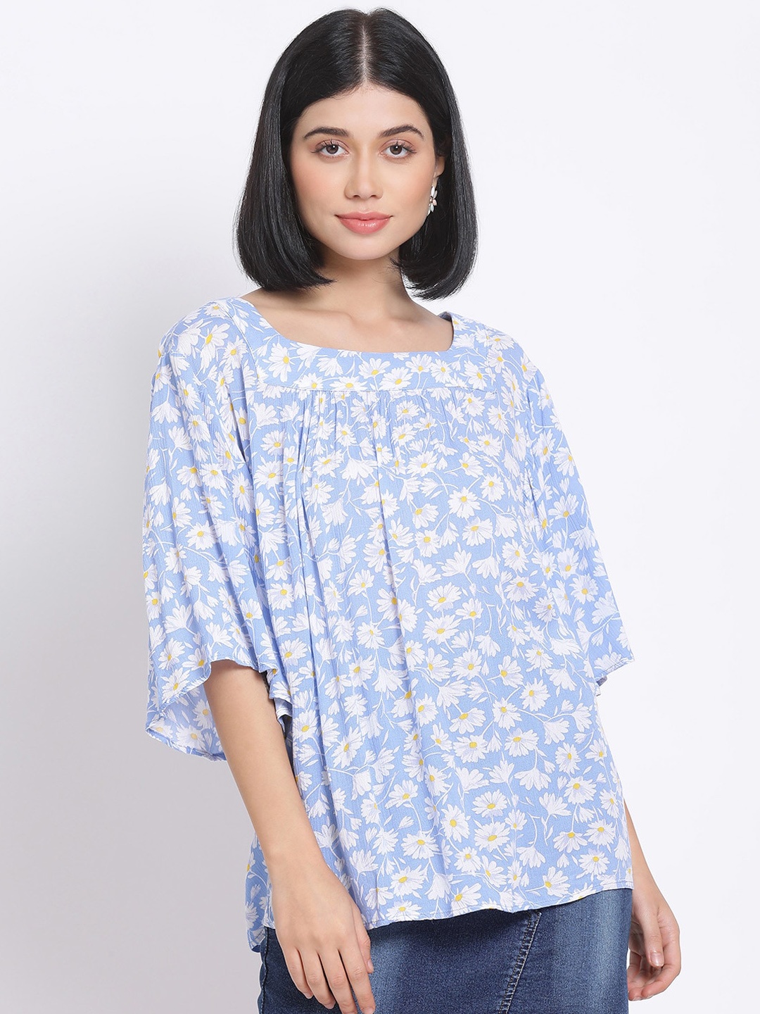 

Oxolloxo Blue & White Floral Printed Flared Sleeves Crepe Regular Top
