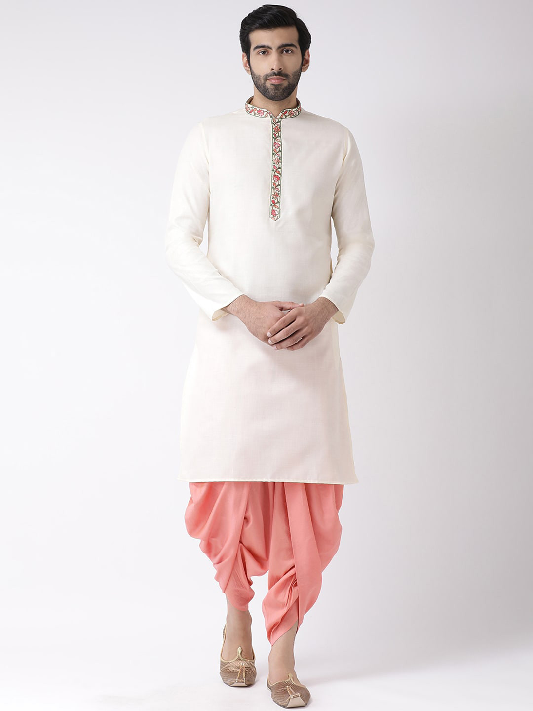 

KISAH Men Solid Regular Fit Thread Work Kurta, Off white