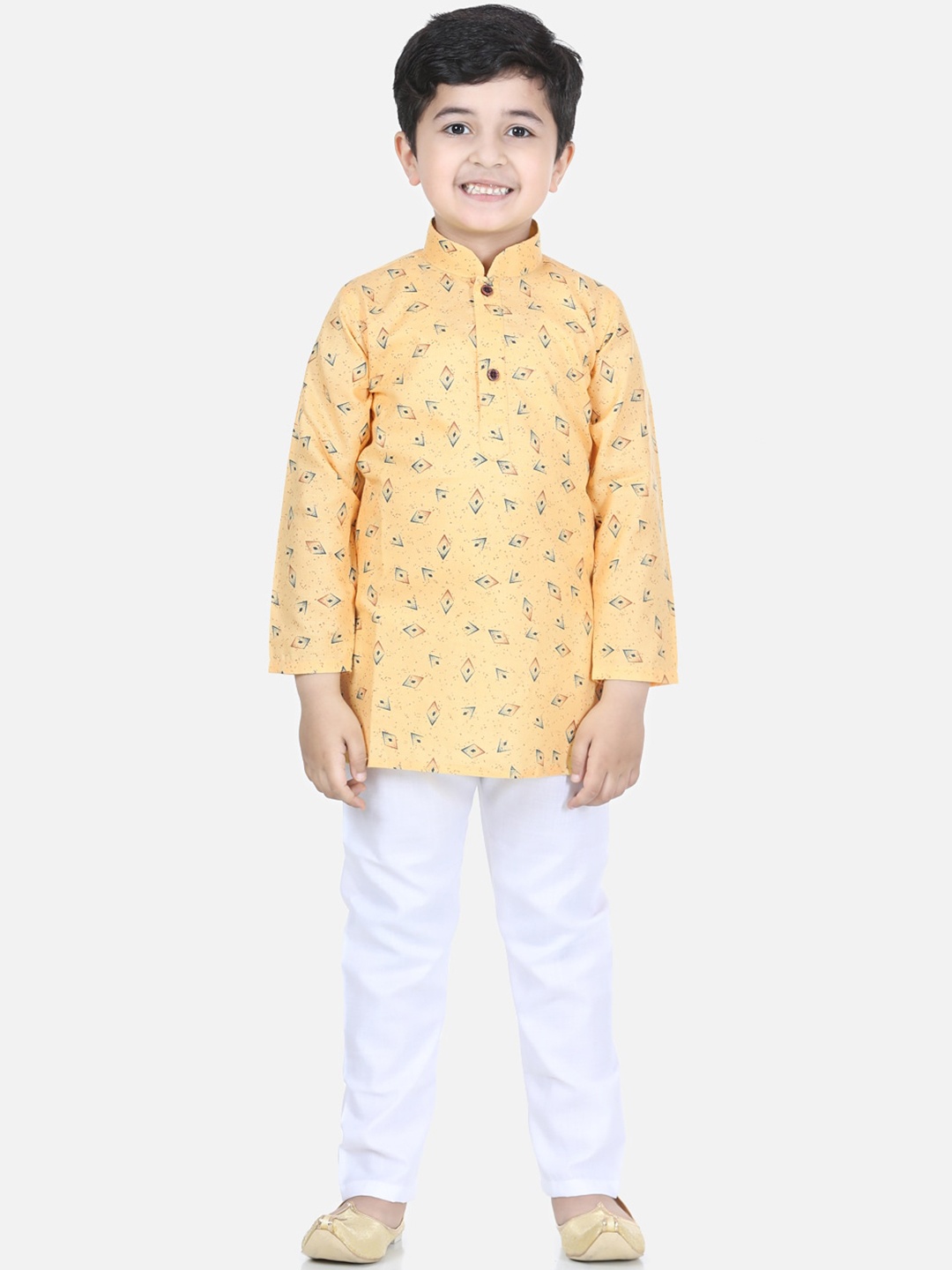 

Kidling Boys Yellow & White Printed Kurta with Pyjamas