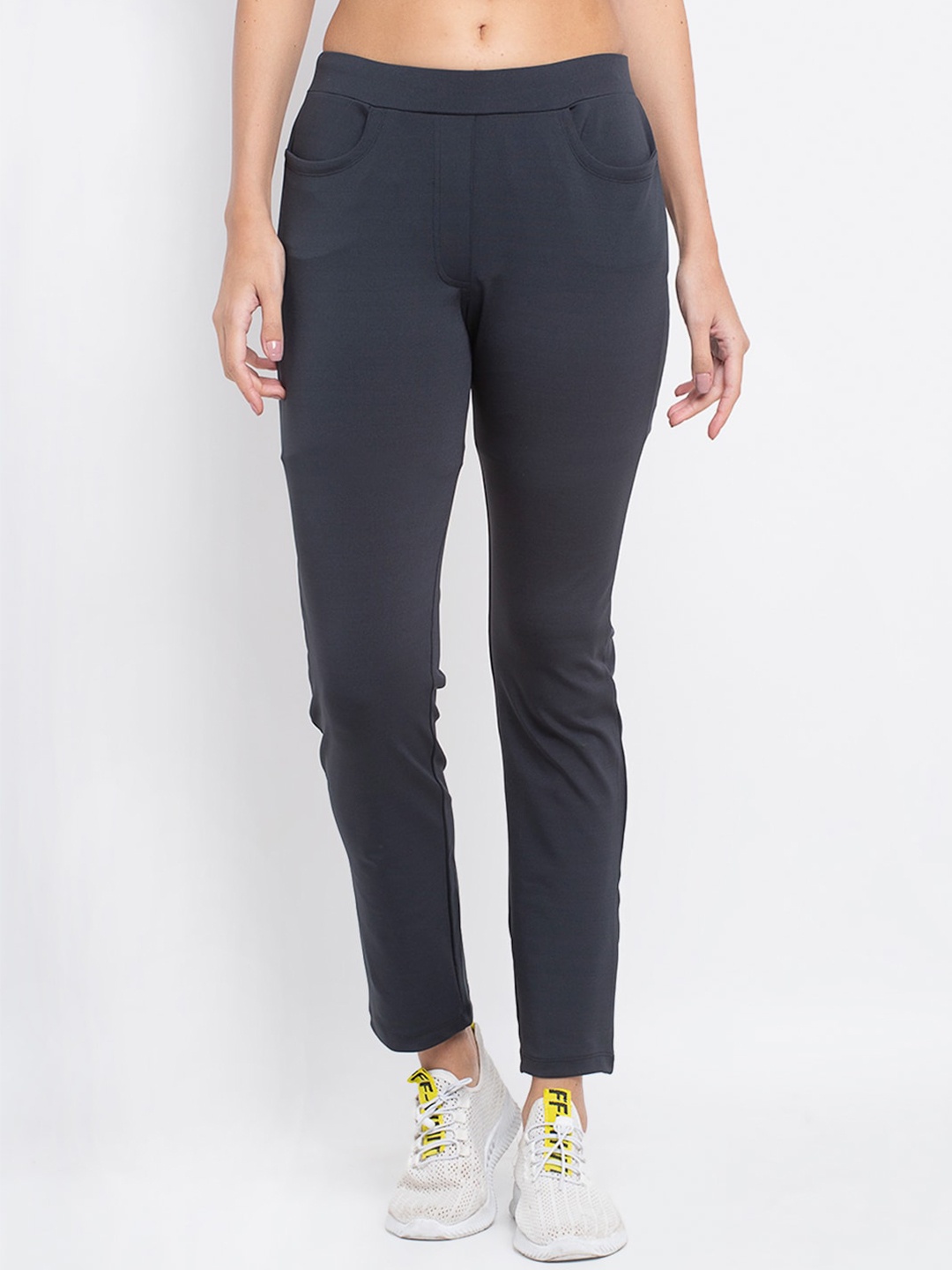 

PERFKT-U Women Grey Solid Straight-Fit Track Pants