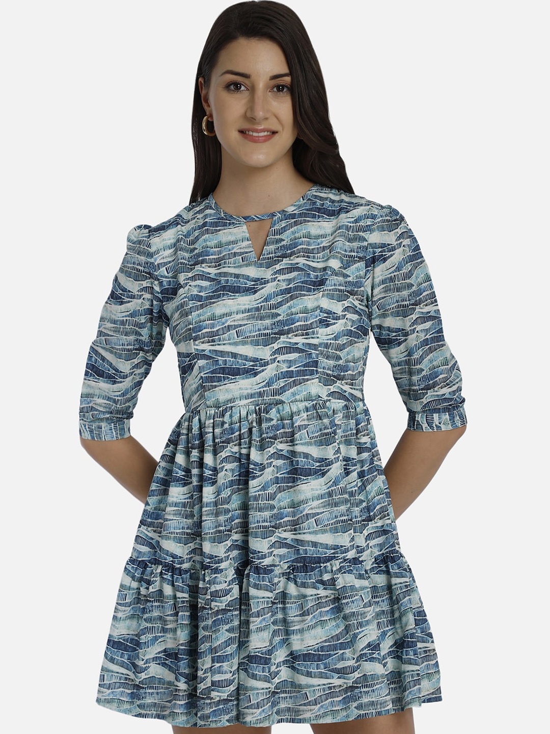 

Yaadleen Women Green Printed Fit and Flare Dress
