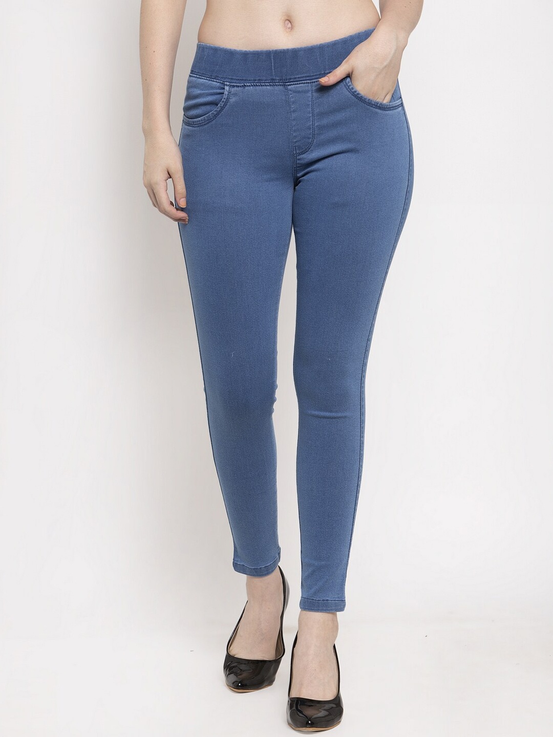 

Prag & Co Women Blue Solid Stretchable Skinny Fit Jeggings