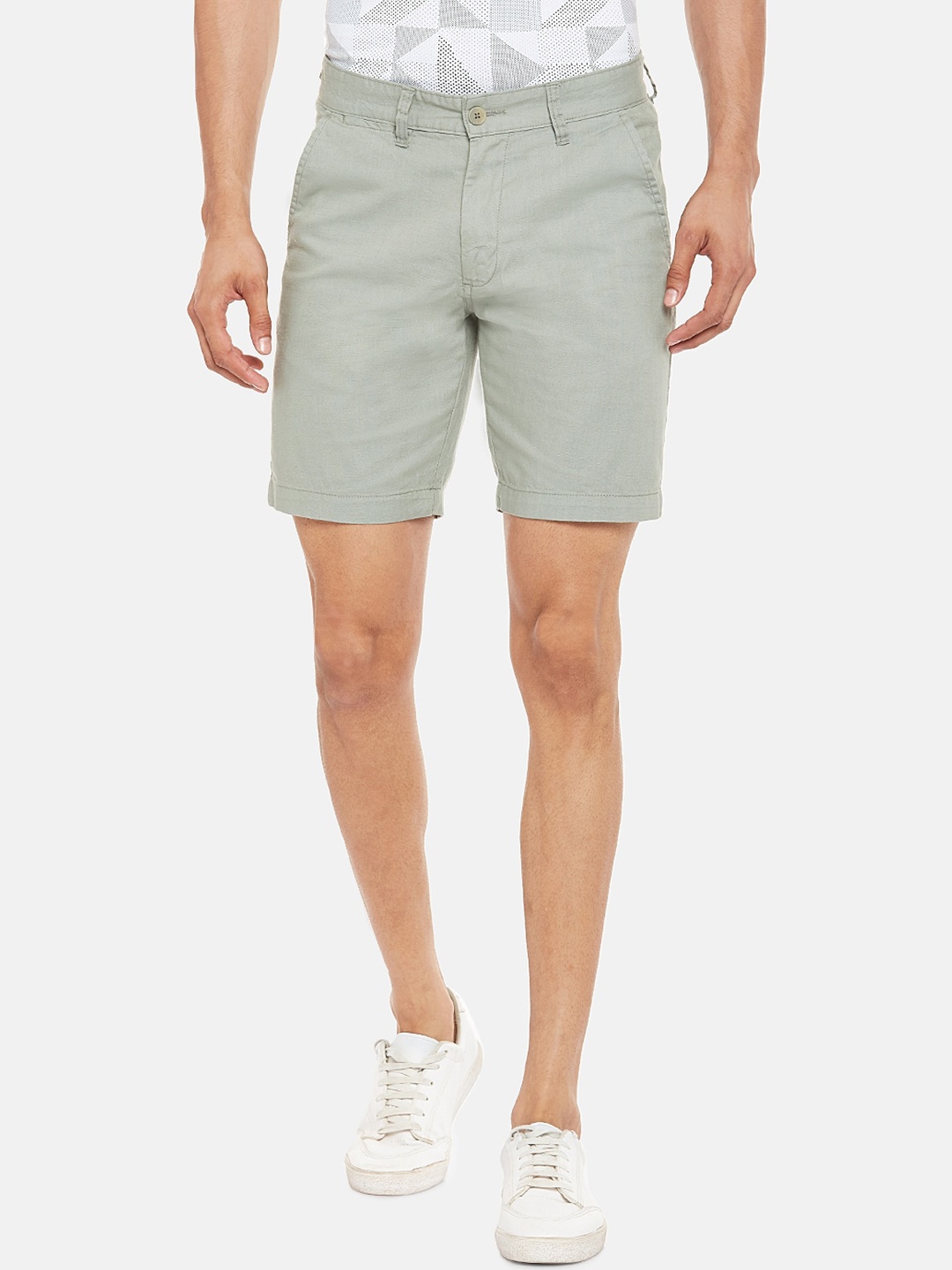 

BYFORD by Pantaloons Men Grey Solid Slim Fit Regular Shorts