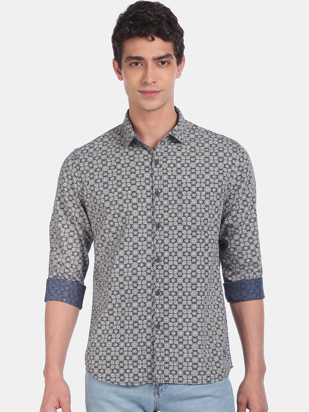 

Flying Machine Men Navy Blue & Off-White Regular Fit Printed Casual Shirt