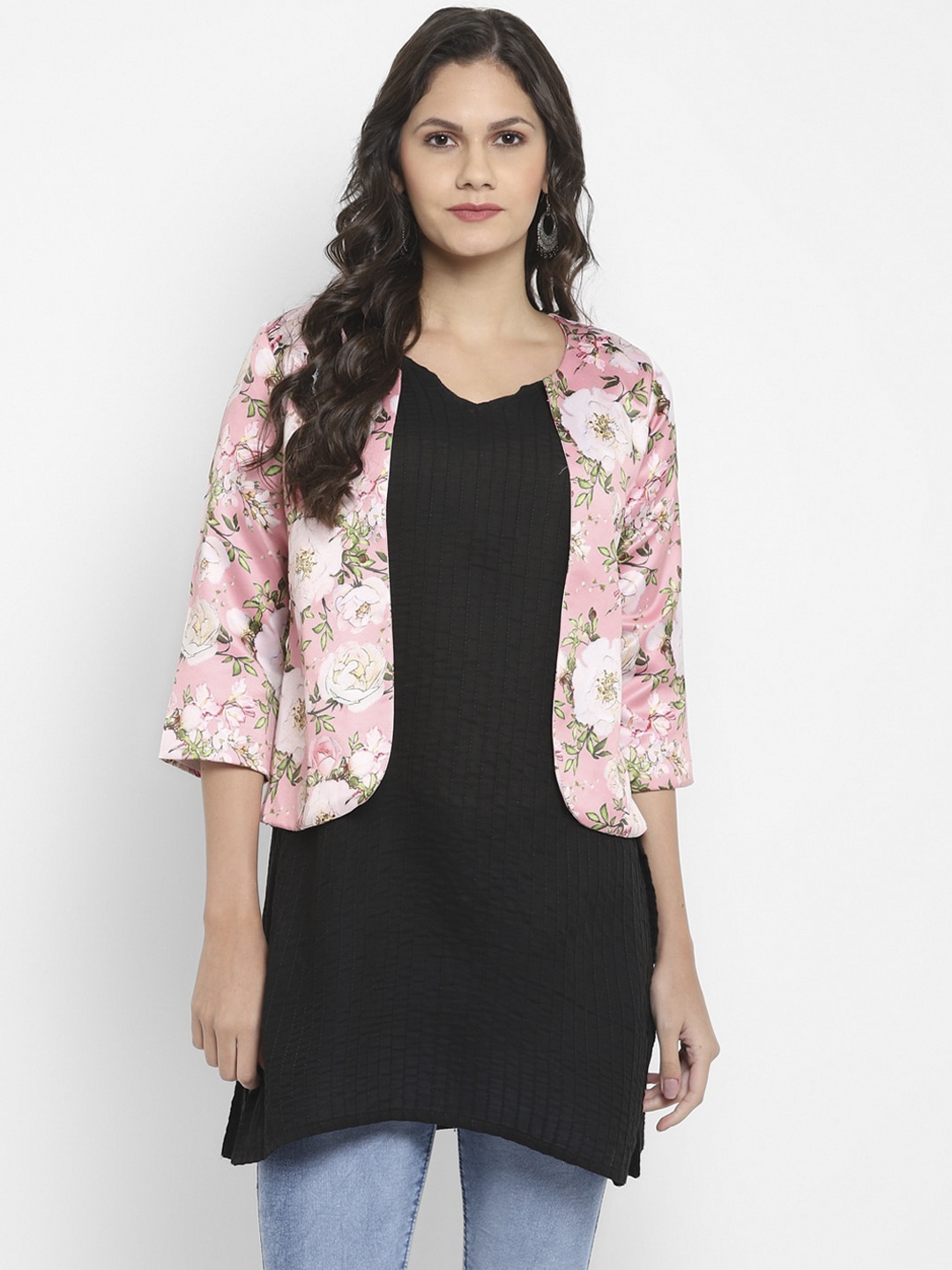 

Hangup Women Pink & White Printed Lightweight Jacquard Open Front Jacket