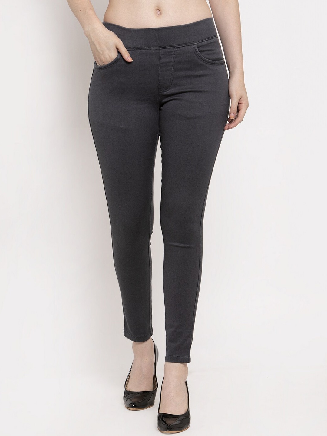 

Prag & Co Women Charcoal Grey Solid Skinny-Fit Ankle-Length Cotton Denim Jeggings
