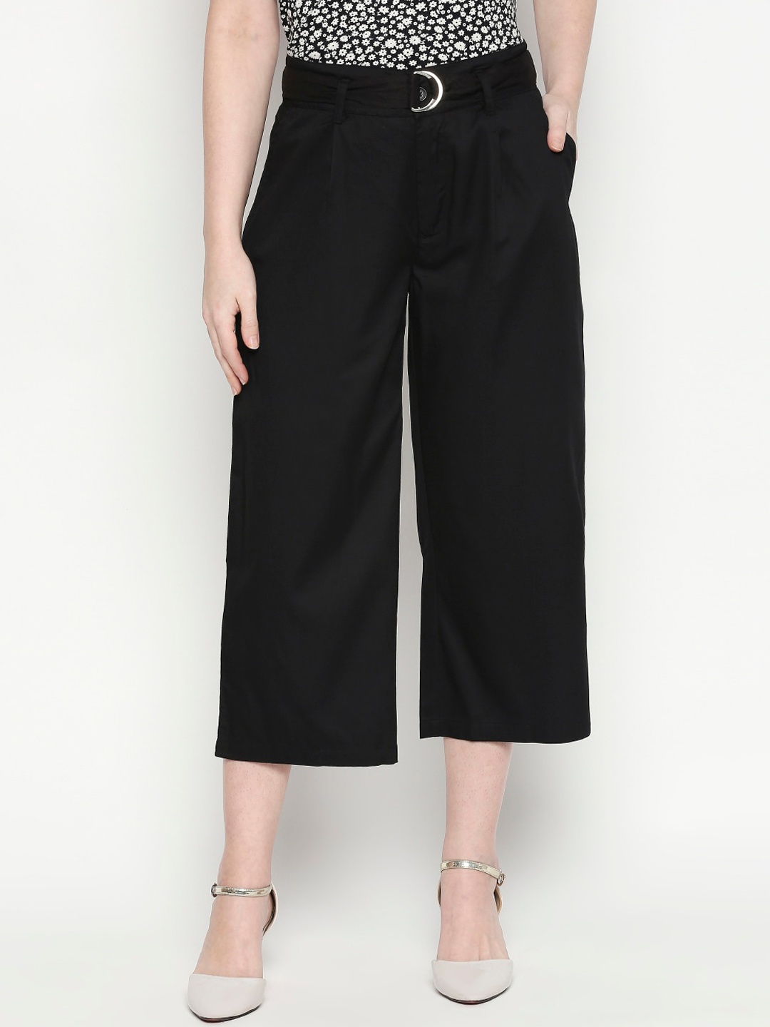 

People Women Black Regular Fit Solid Culottes
