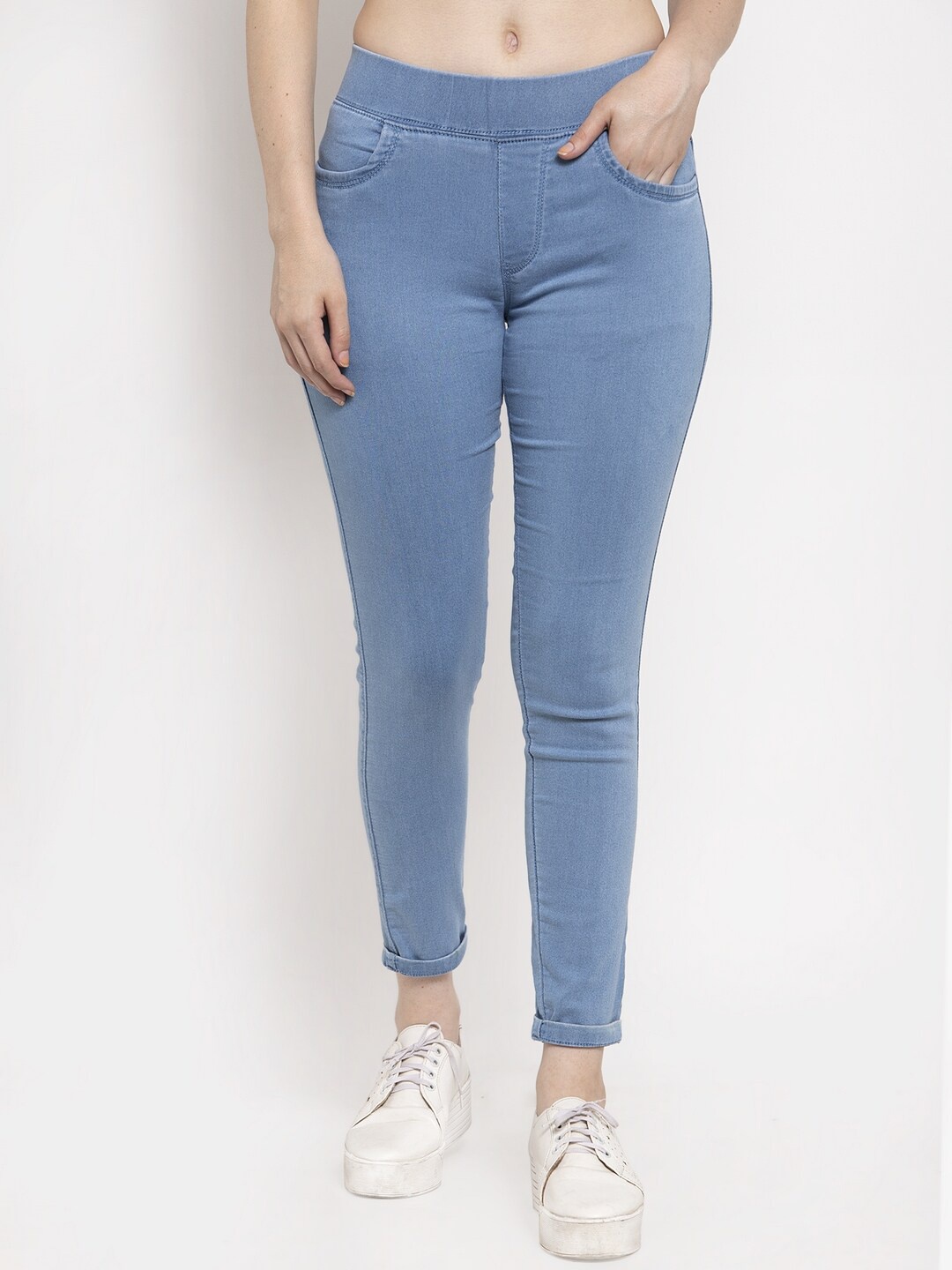 

Prag & Co Women Blue Solid Stretchable Skinny Fit Cotton Denim Jeggings